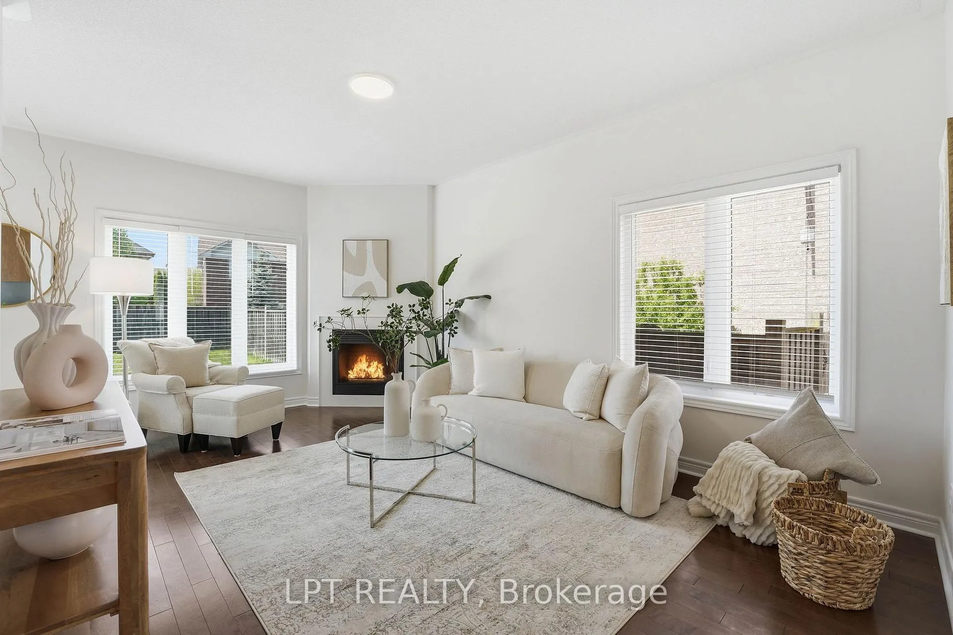 Photo 6 of 4 Millbury Road, Uxbridge — HOMEH