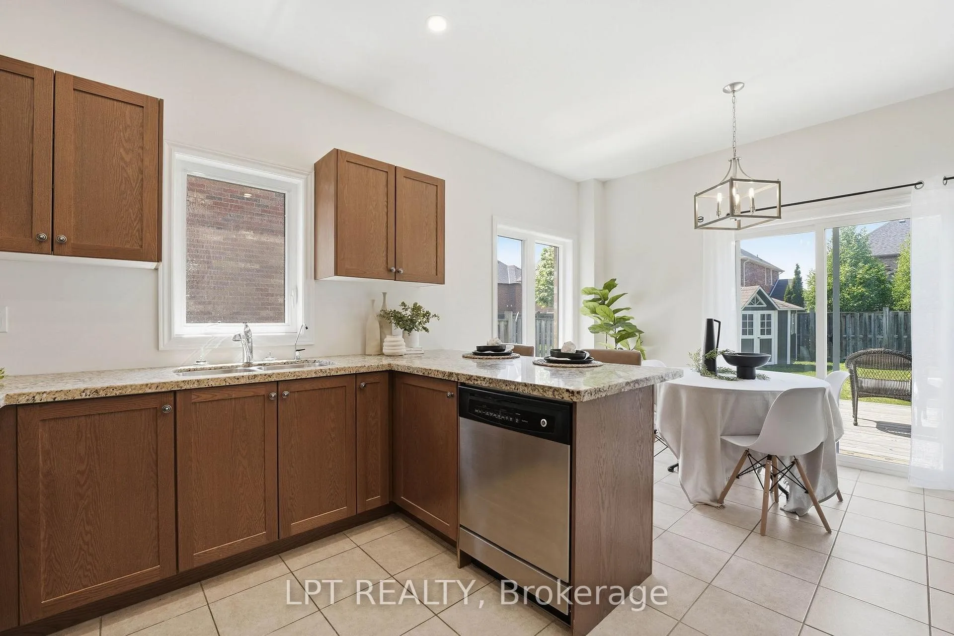 Photo 13 of 4 Millbury Road, Uxbridge — HOMEH