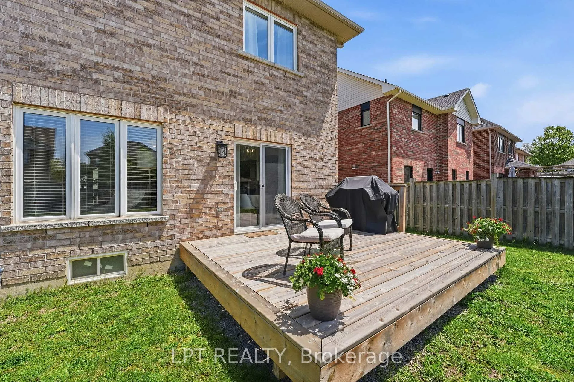Photo 27 of 4 Millbury Road, Uxbridge — HOMEH