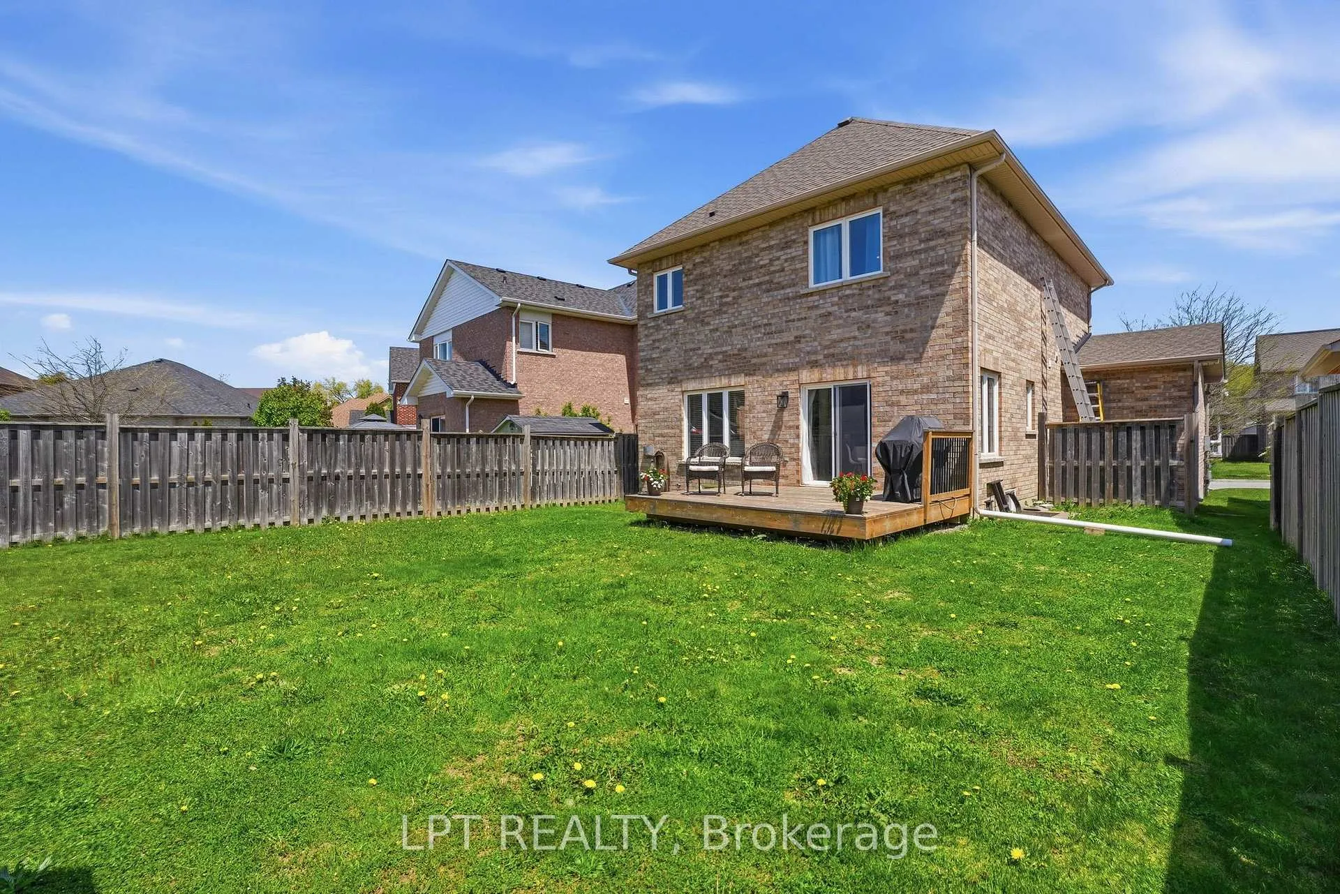 Photo 29 of 4 Millbury Road, Uxbridge — HOMEH