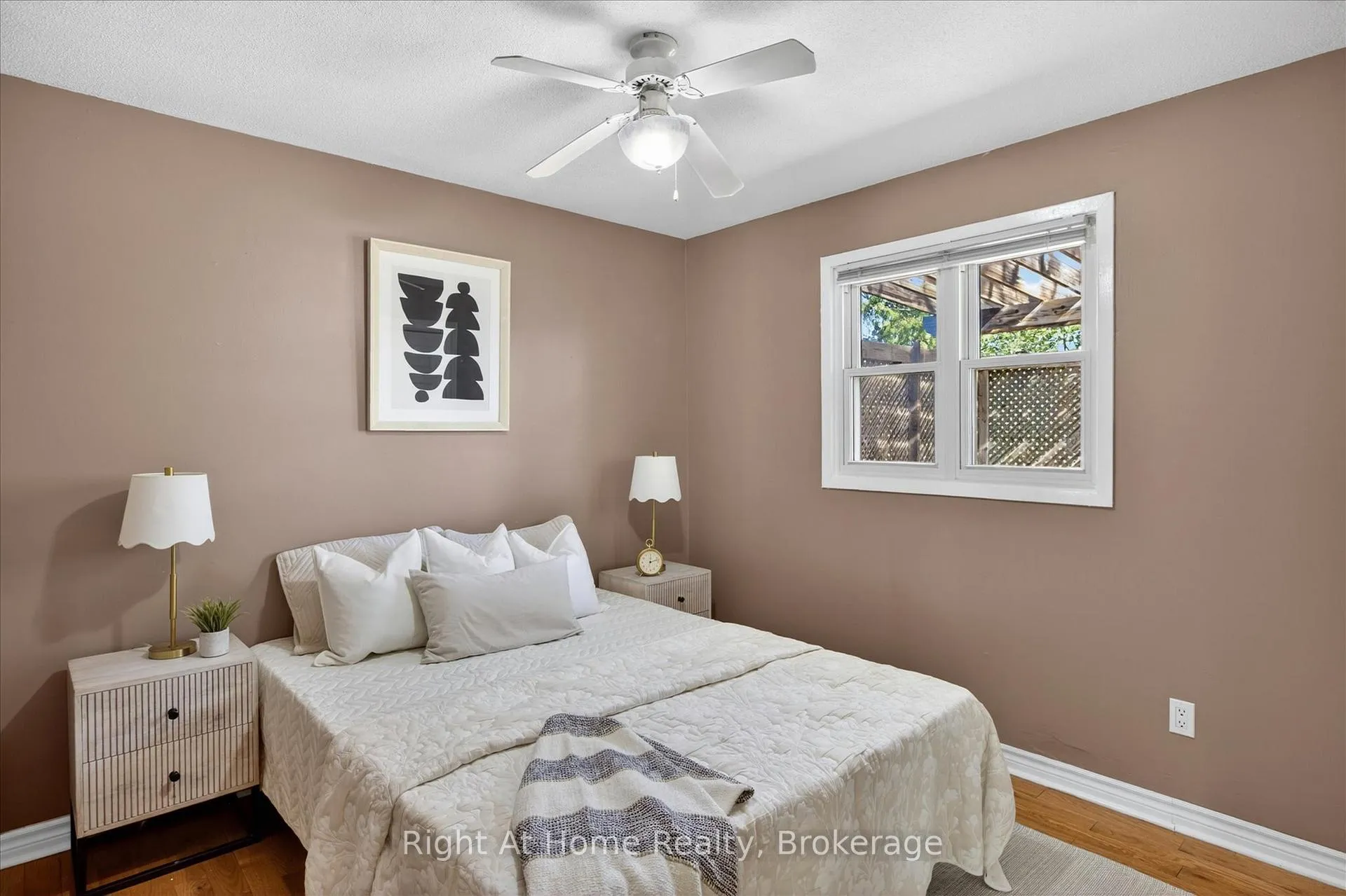 Photo 7 of 278 Mcfarlane Street, Peterborough, Ashburnham Ward 4 — HOMEH