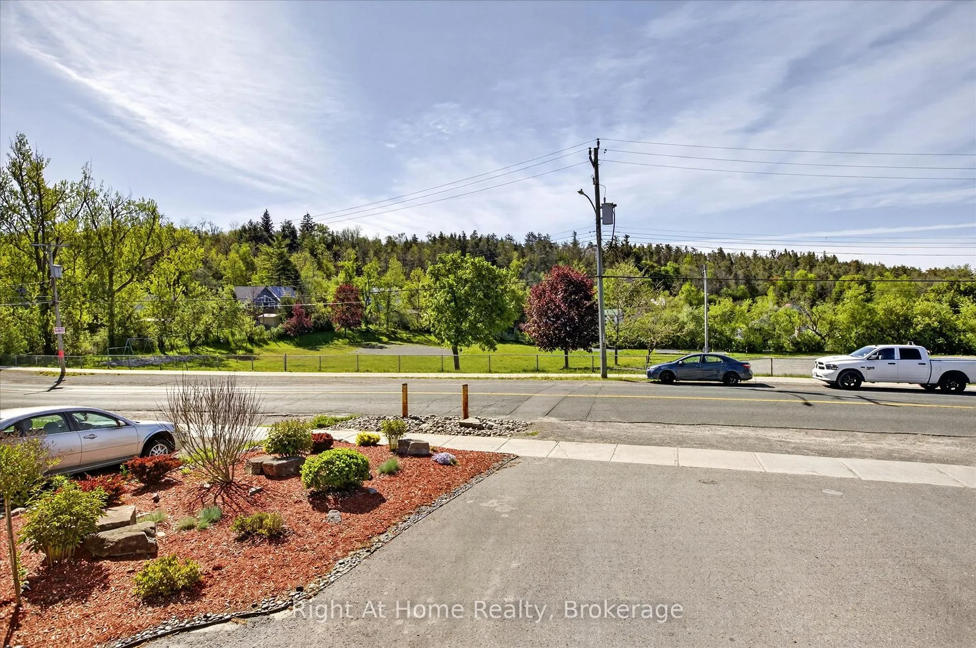 Photo 14 of 278 Mcfarlane Street, Peterborough, Ashburnham Ward 4 — HOMEH