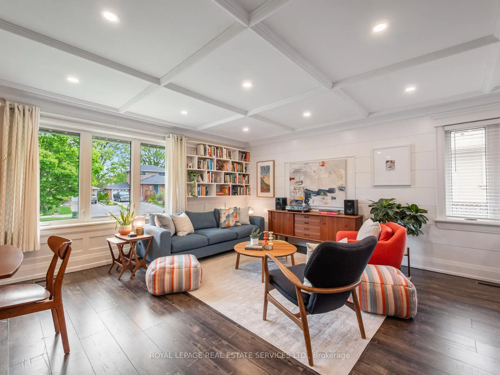 Photo 6 of 148 Wincott Drive, Etobicoke, Willowridge-Martingrove-Richview — HOMEH