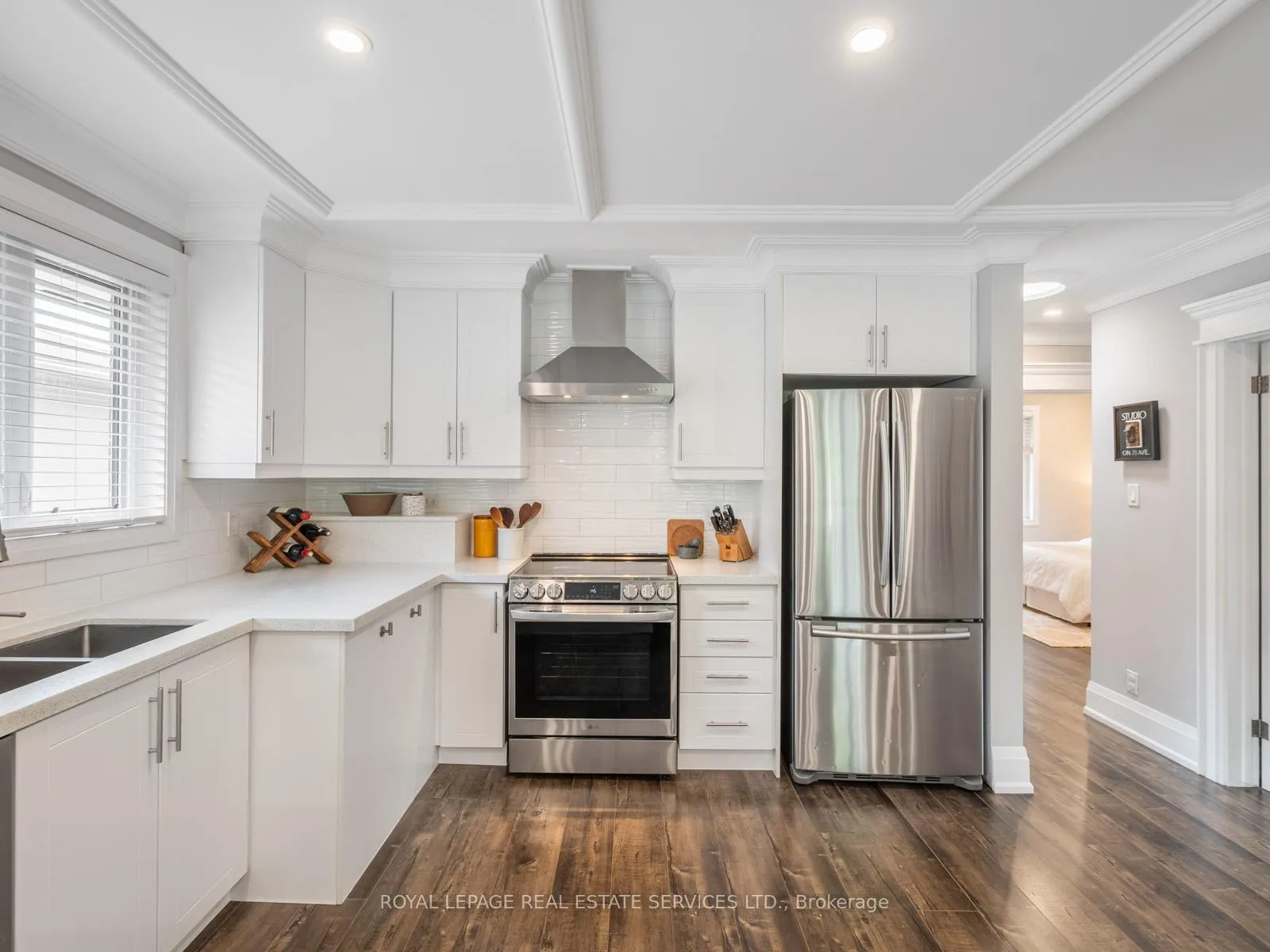 Photo 18 of 148 Wincott Drive, Etobicoke, Willowridge-Martingrove-Richview — HOMEH