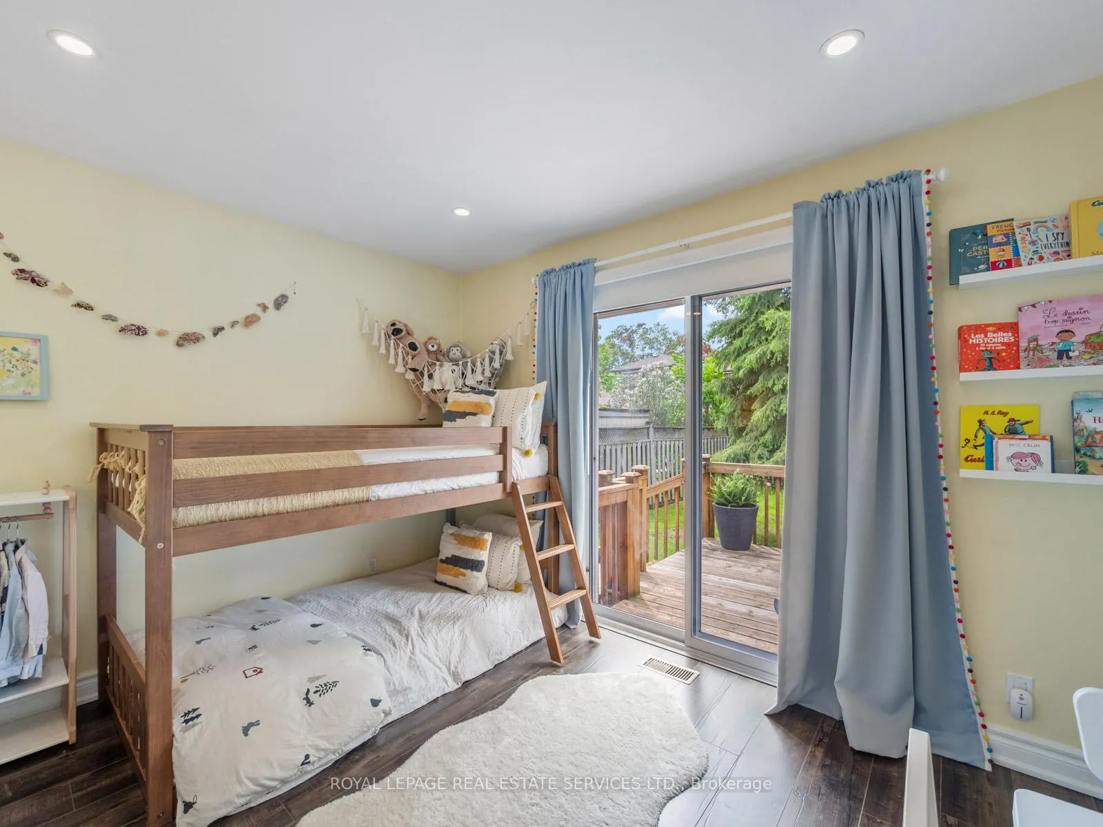 Photo 23 of 148 Wincott Drive, Etobicoke, Willowridge-Martingrove-Richview — HOMEH