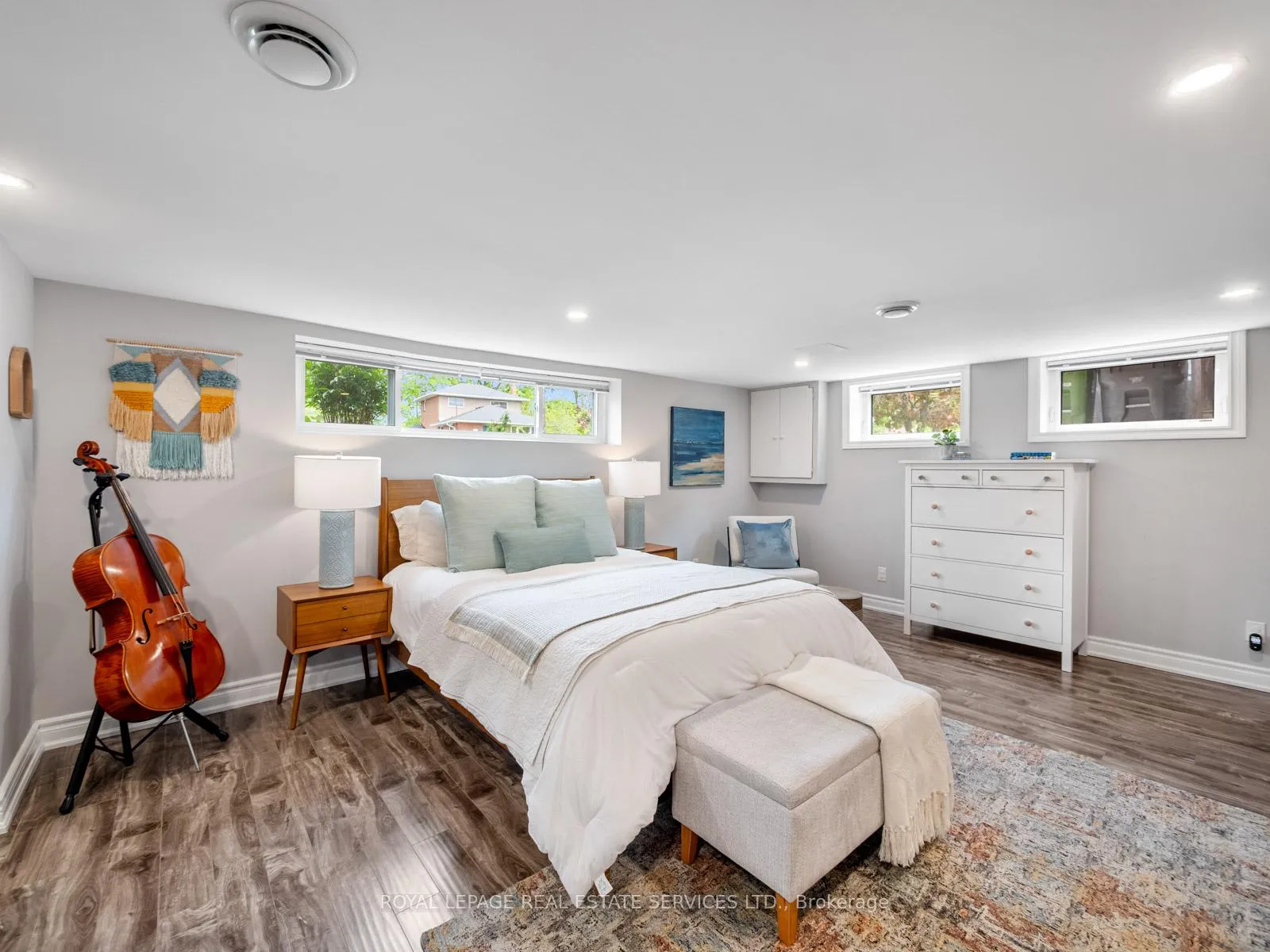 Photo 41 of 148 Wincott Drive, Etobicoke, Willowridge-Martingrove-Richview — HOMEH