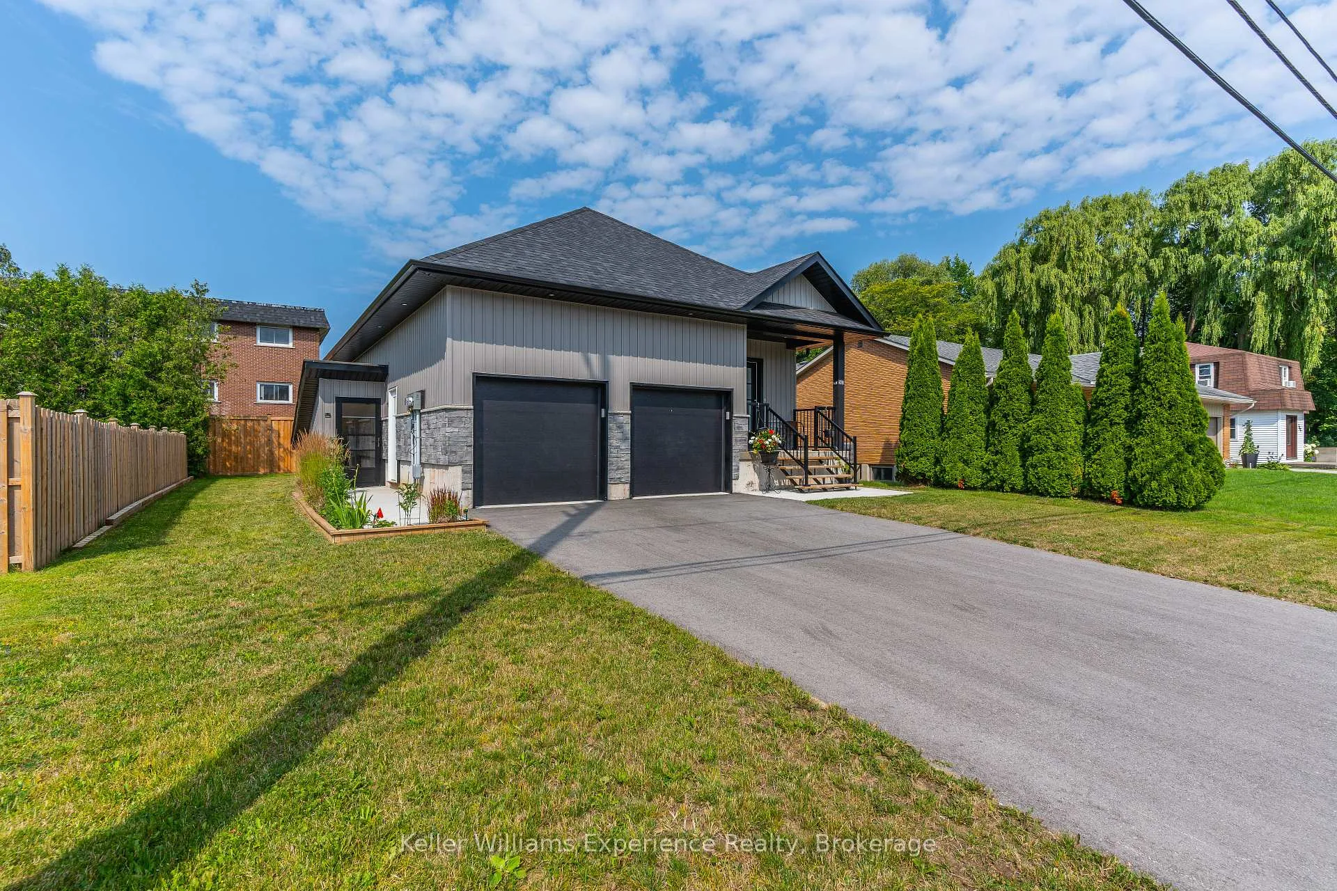 Photo 2 of 342 Thompson Street, Meaford — HOMEH