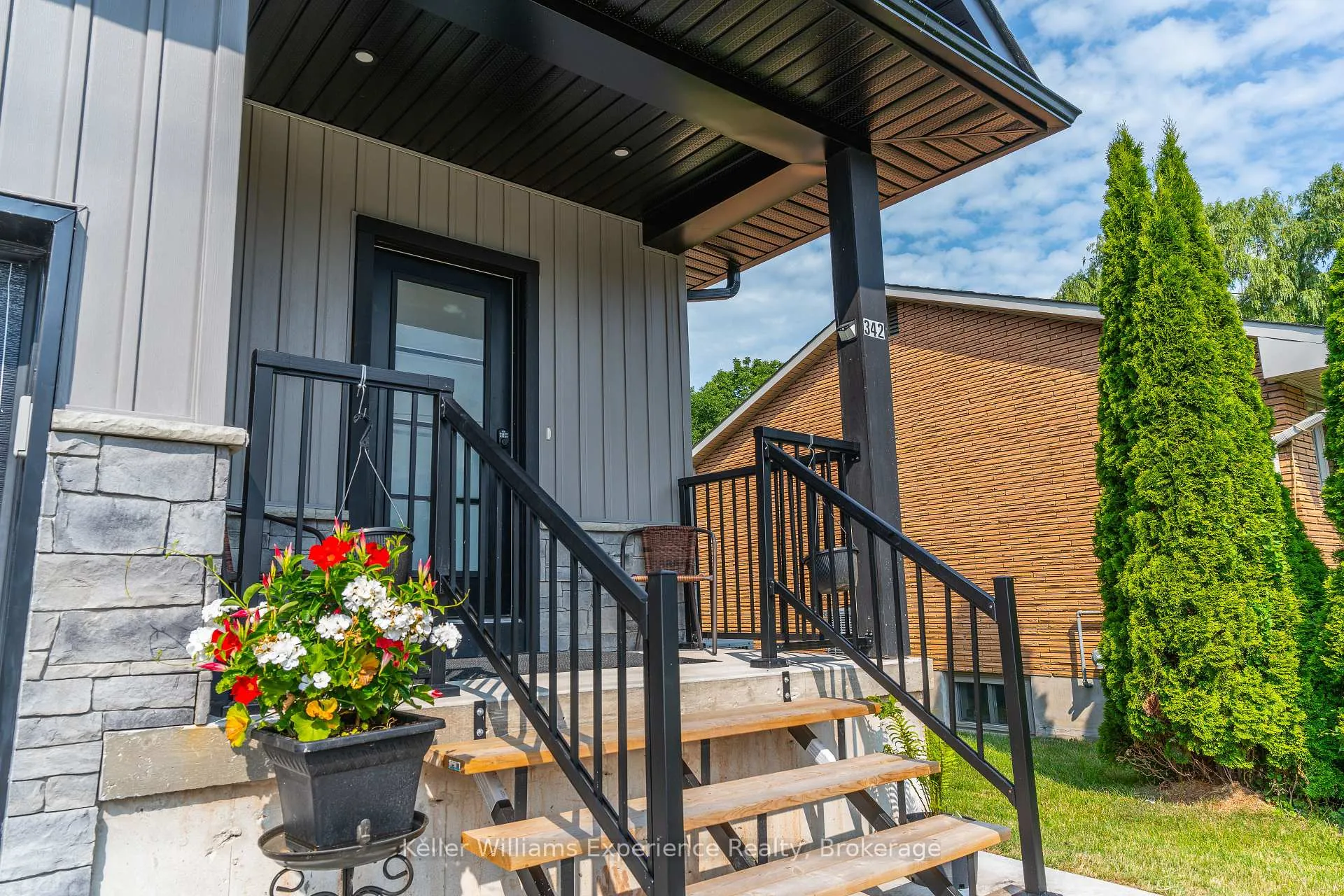 Photo 3 of 342 Thompson Street, Meaford — HOMEH
