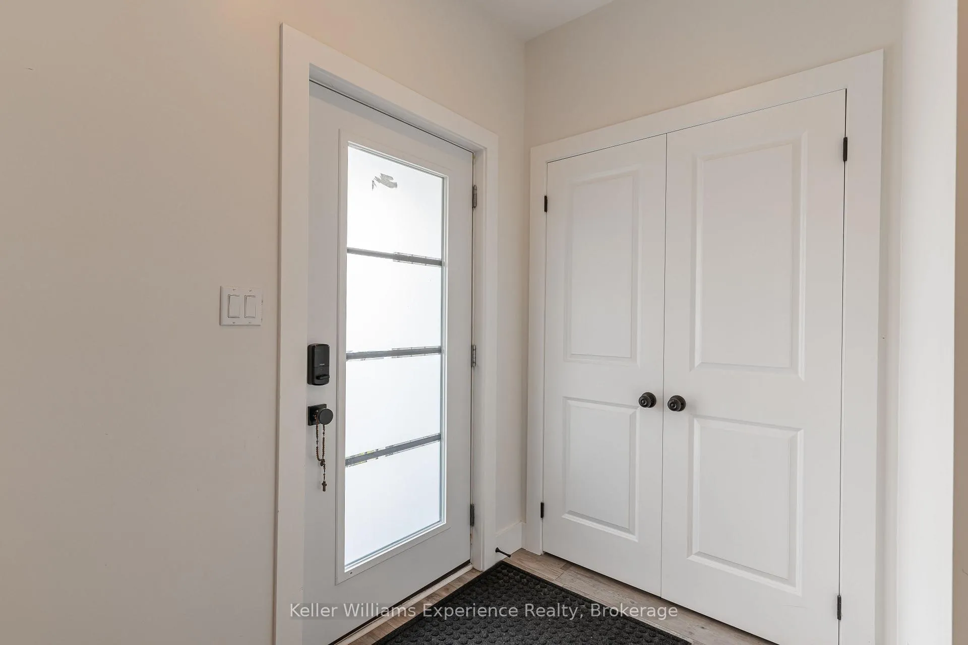 Photo 10 of 342 Thompson Street, Meaford — HOMEH
