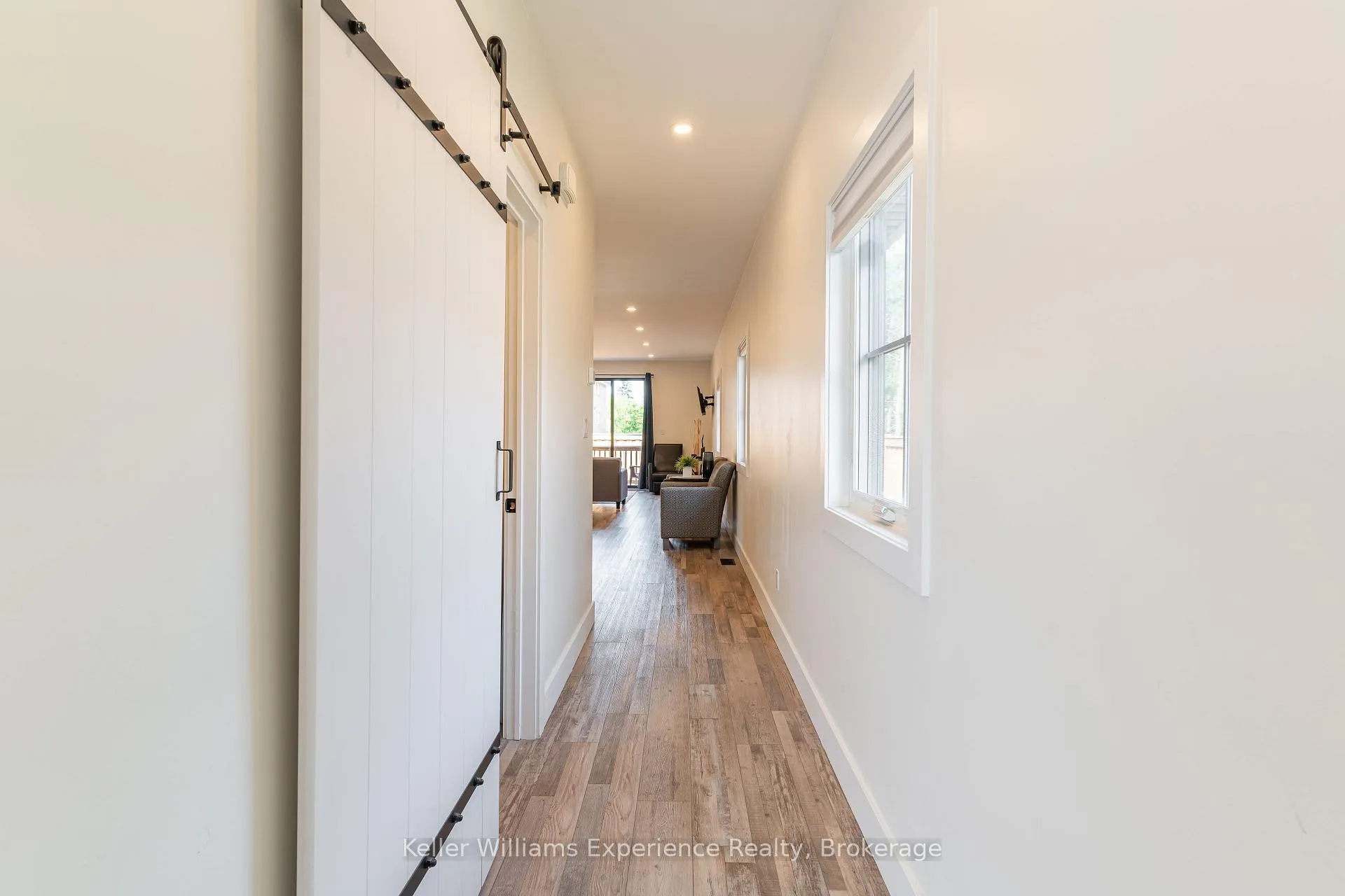 Photo 11 of 342 Thompson Street, Meaford — HOMEH