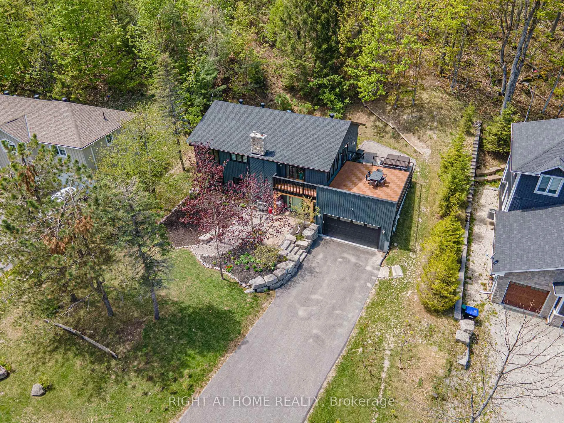 Photo 28 of 15 Pine Ridge Trail, Oro-Medonte, Horseshoe Valley — HOMEH