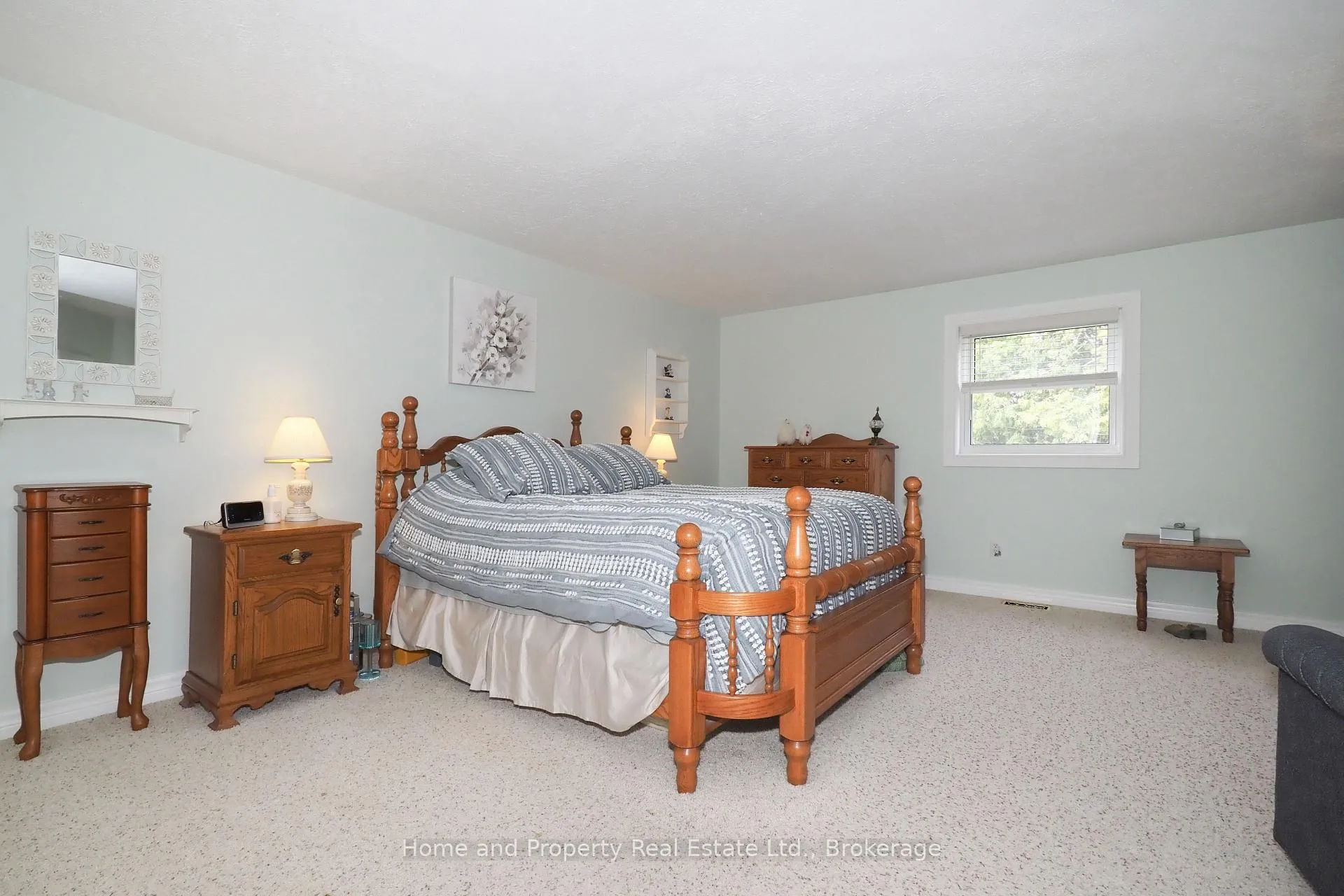 Photo 21 of 130A Miller Crescent, Minto — HOMEH