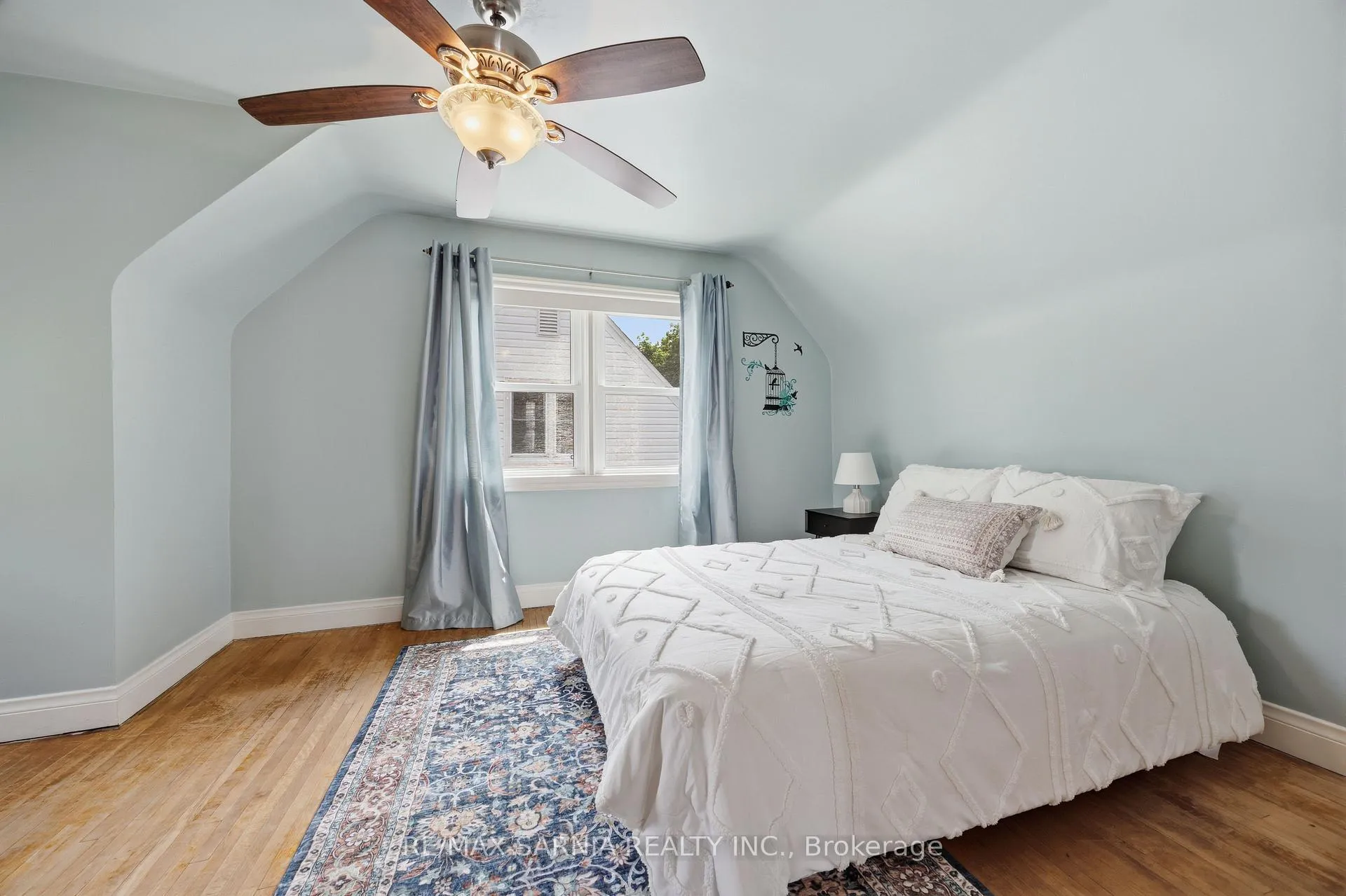 Photo 27 of 371 Mack Avenue, Sarnia — HOMEH