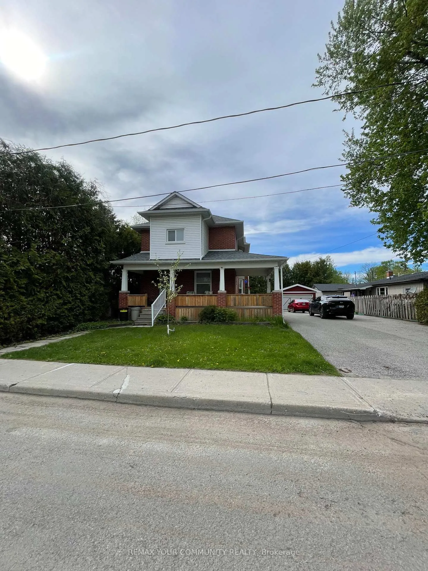 Photo 1 of Unit 2, 50 Middle Street, Georgina, Sutton & Jackson's Point — HOMEH