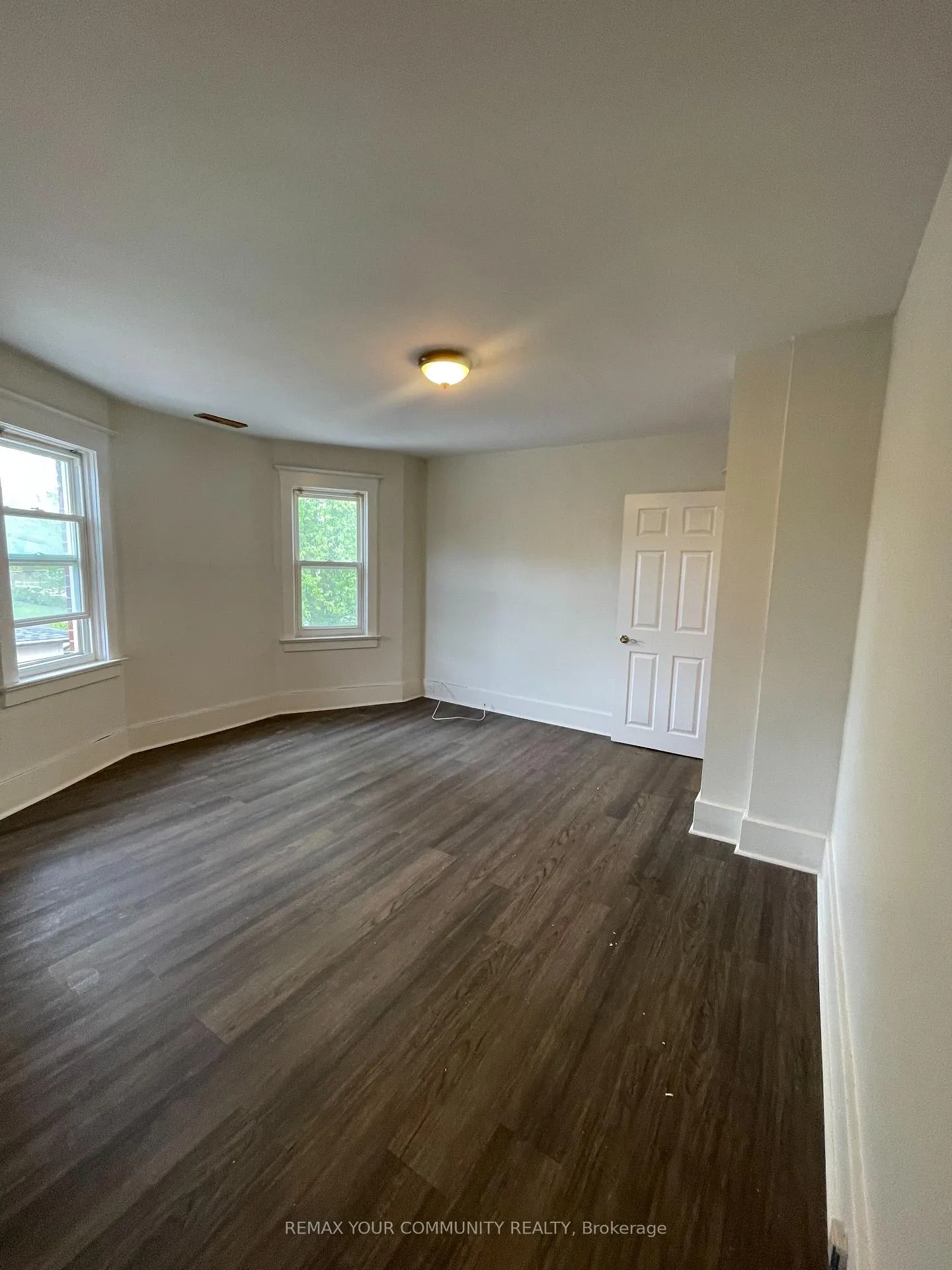 Photo 7 of Unit 2, 50 Middle Street, Georgina, Sutton & Jackson's Point — HOMEH