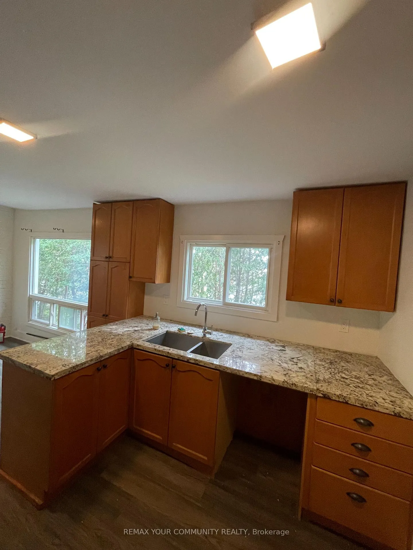 Photo 11 of Unit 2, 50 Middle Street, Georgina, Sutton & Jackson's Point — HOMEH