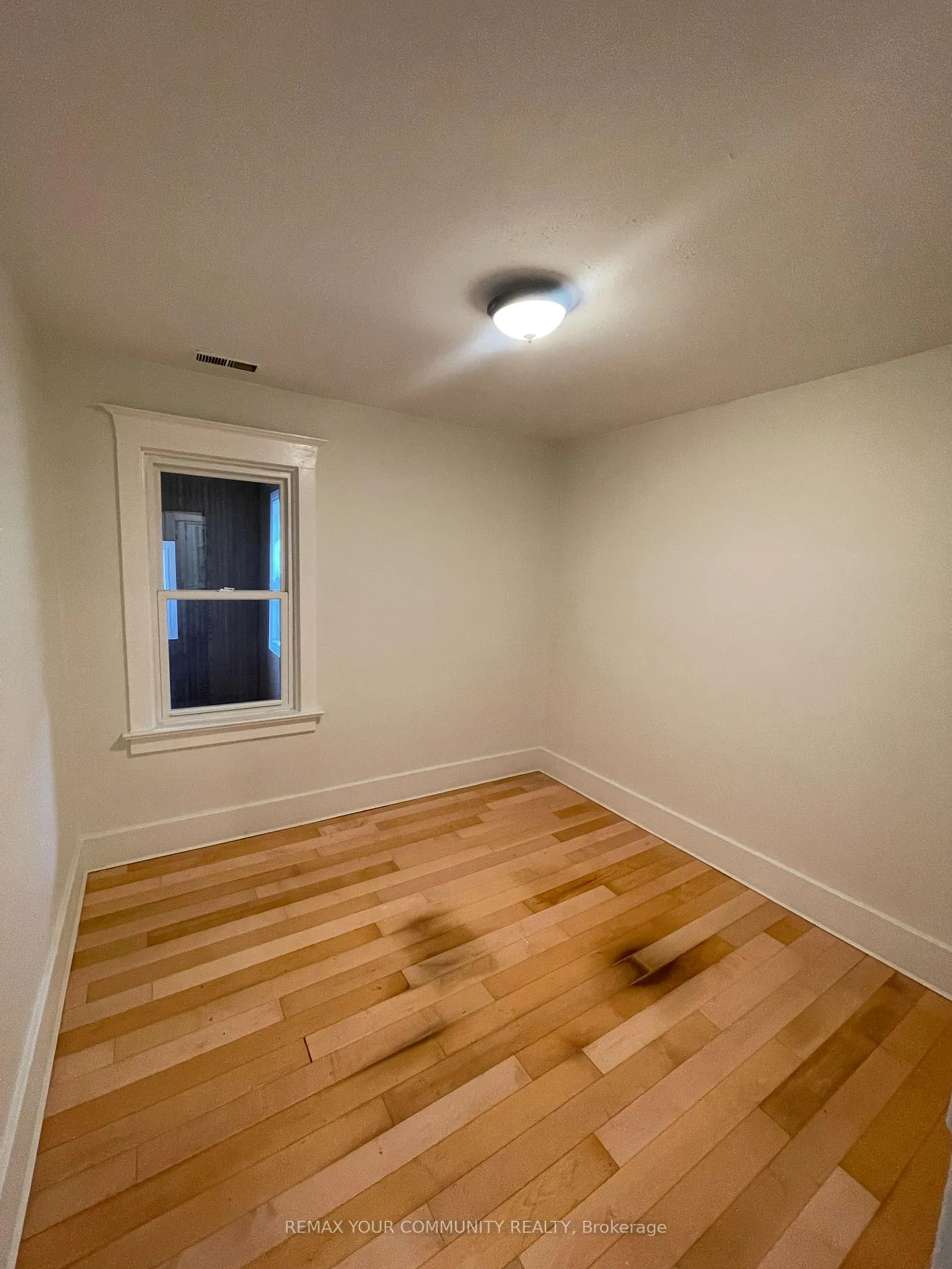 Photo 19 of Unit 2, 50 Middle Street, Georgina, Sutton & Jackson's Point — HOMEH