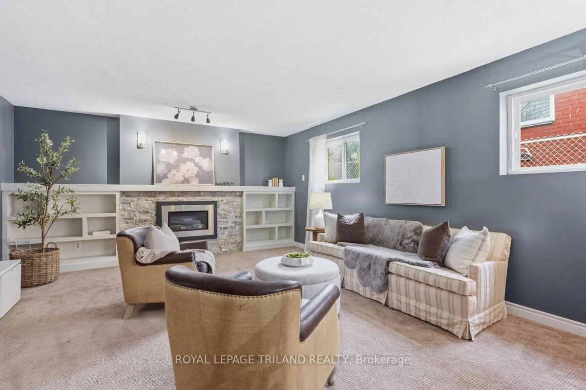 Photo 23 of 1098 Lawson Road, London, North I — HOMEH