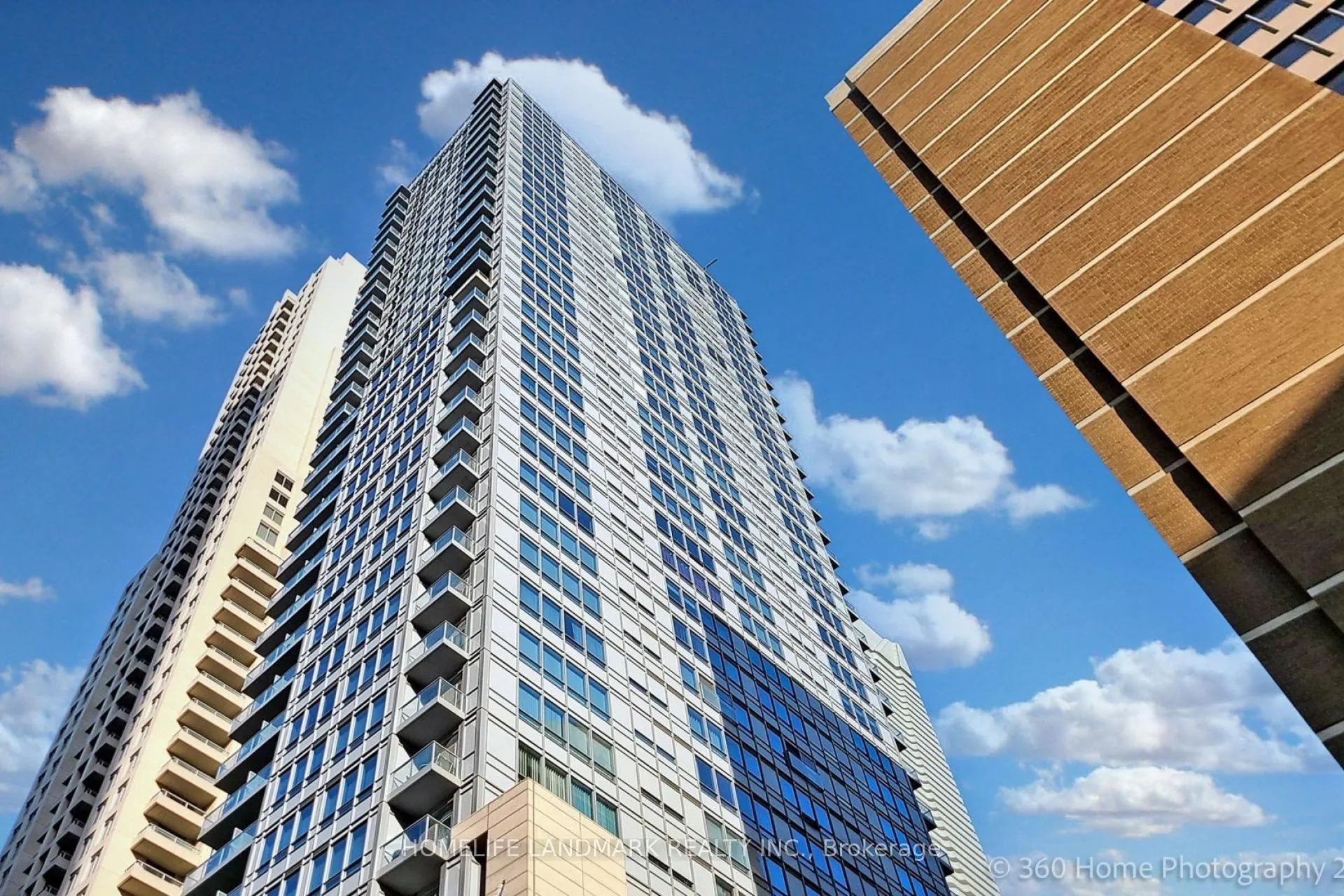 Photo 2 of Unit 2801, 21 Balmuto Street, Toronto, Bay Street Corridor — HOMEH