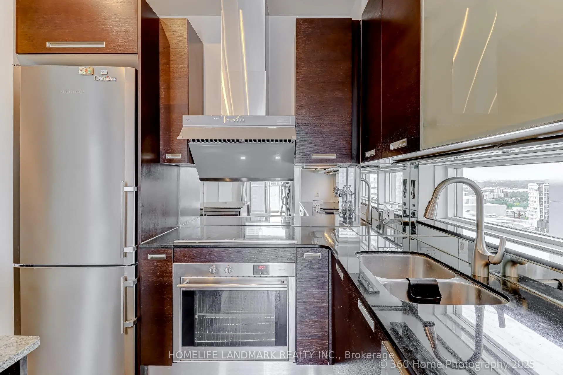 Photo 5 of Unit 2801, 21 Balmuto Street, Toronto, Bay Street Corridor — HOMEH