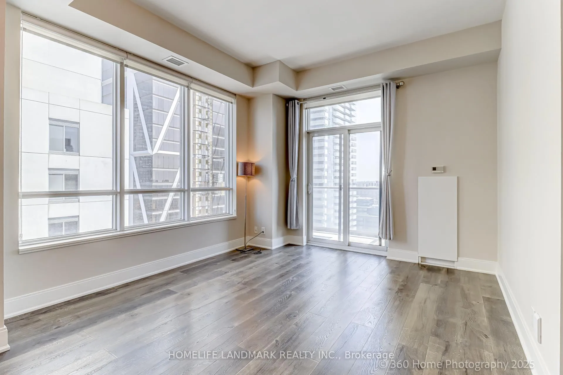 Photo 7 of Unit 2801, 21 Balmuto Street, Toronto, Bay Street Corridor — HOMEH