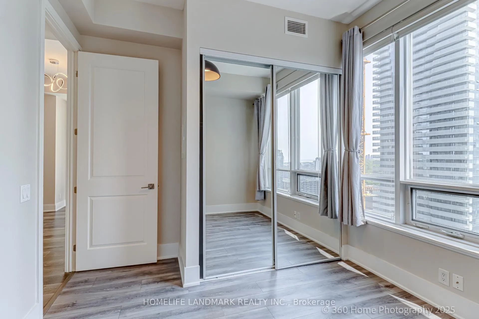 Photo 17 of Unit 2801, 21 Balmuto Street, Toronto, Bay Street Corridor — HOMEH