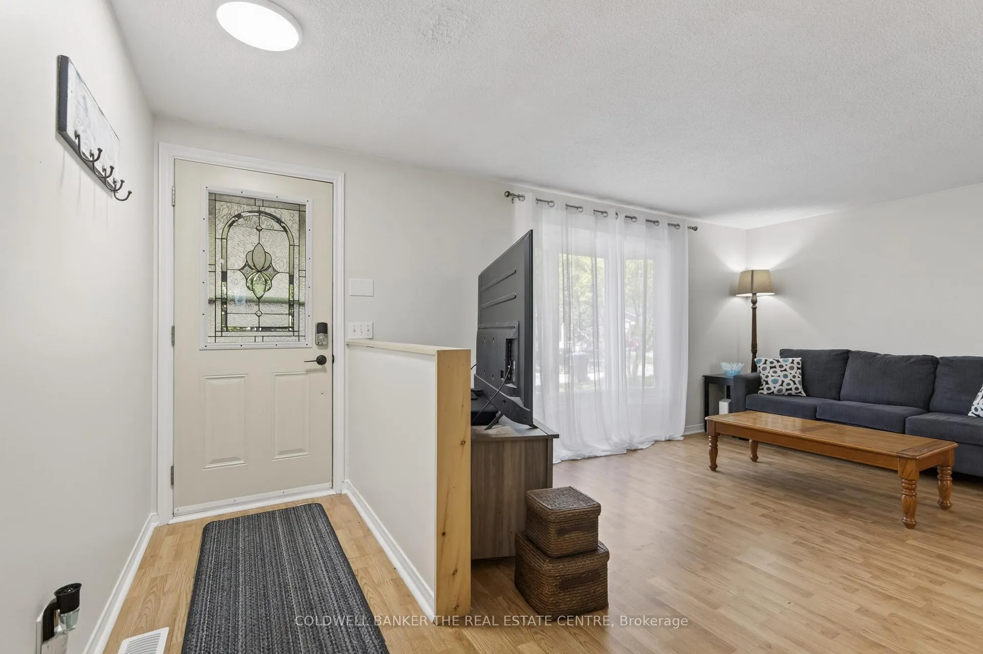 Photo 6 of 24 Briar Wood Place, Innisfil, Cookstown — HOMEH