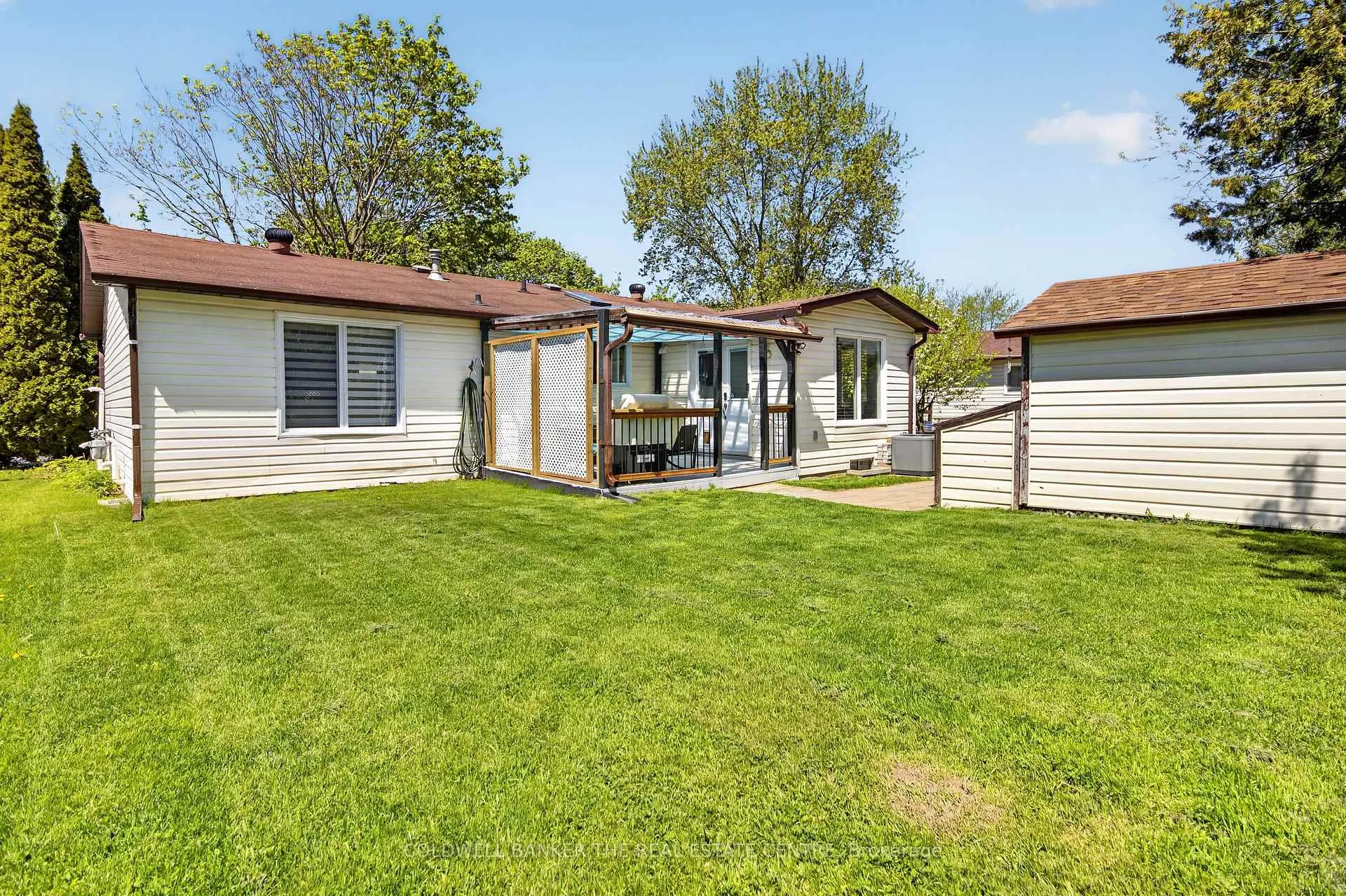 Photo 31 of 24 Briar Wood Place, Innisfil, Cookstown — HOMEH