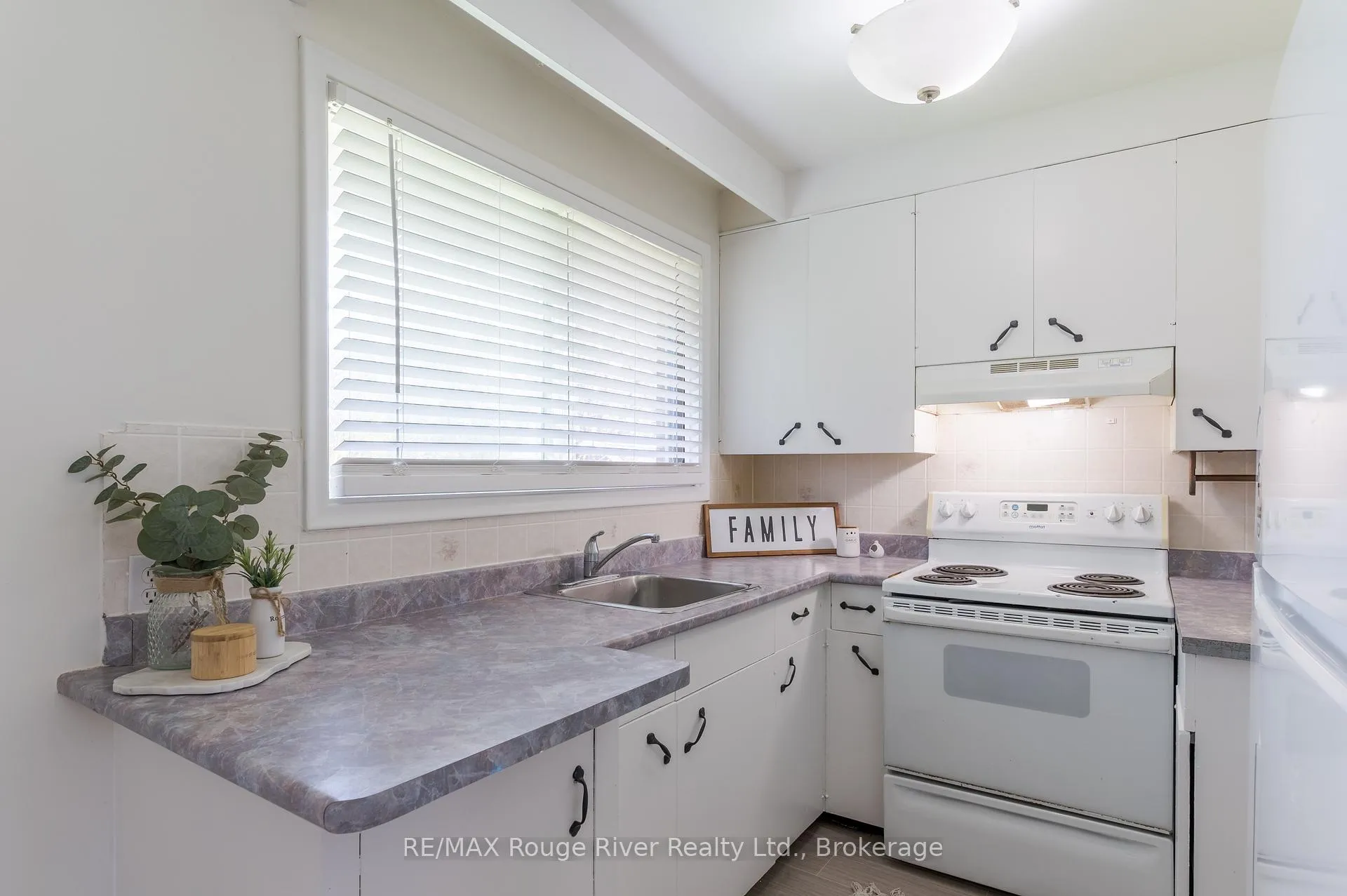 Photo 23 of 431 Major Street, Cobourg — HOMEH
