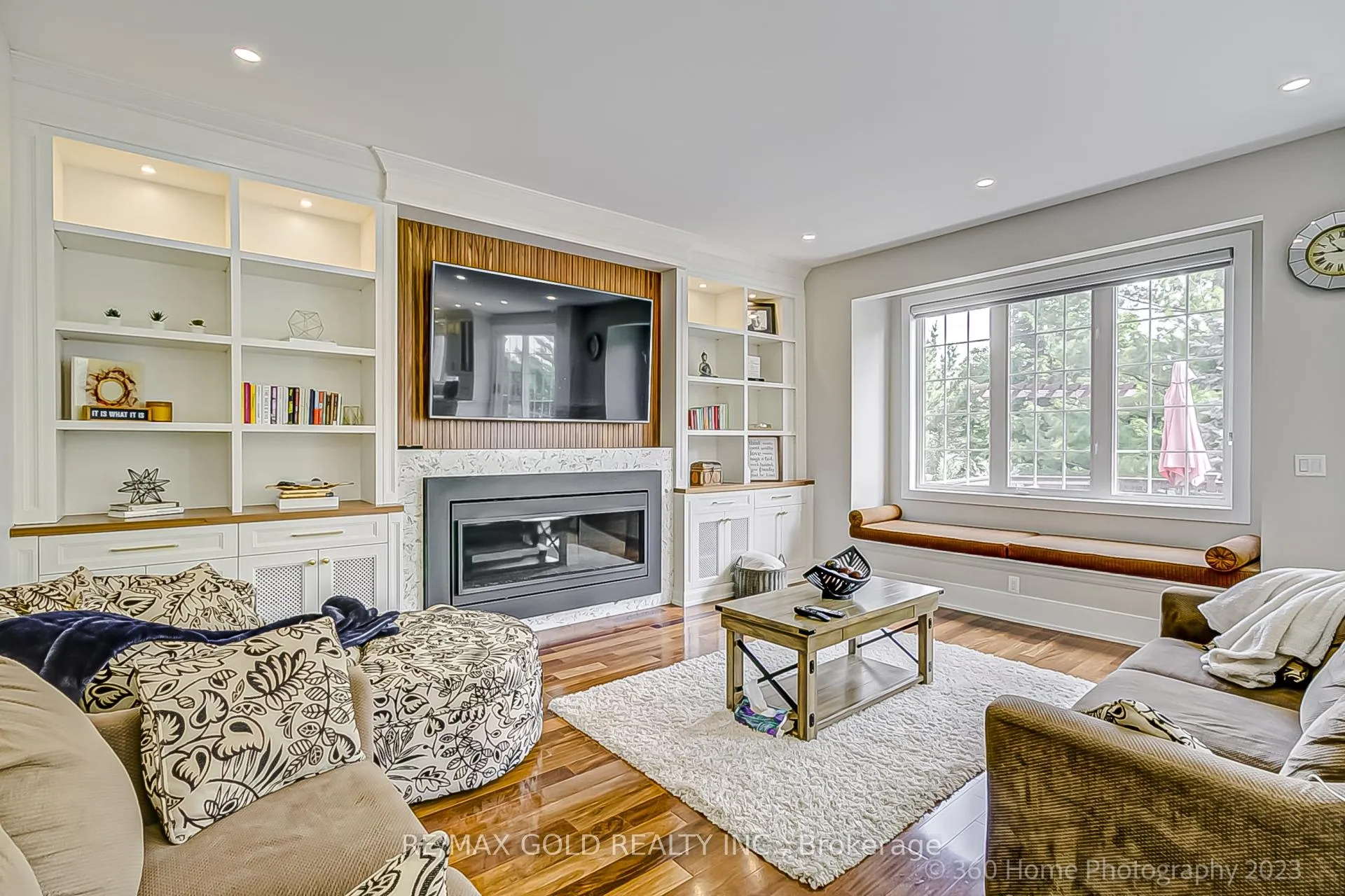 Photo 15 of 98 Treeline Boulevard, Brampton, Vales of Castlemore — HOMEH