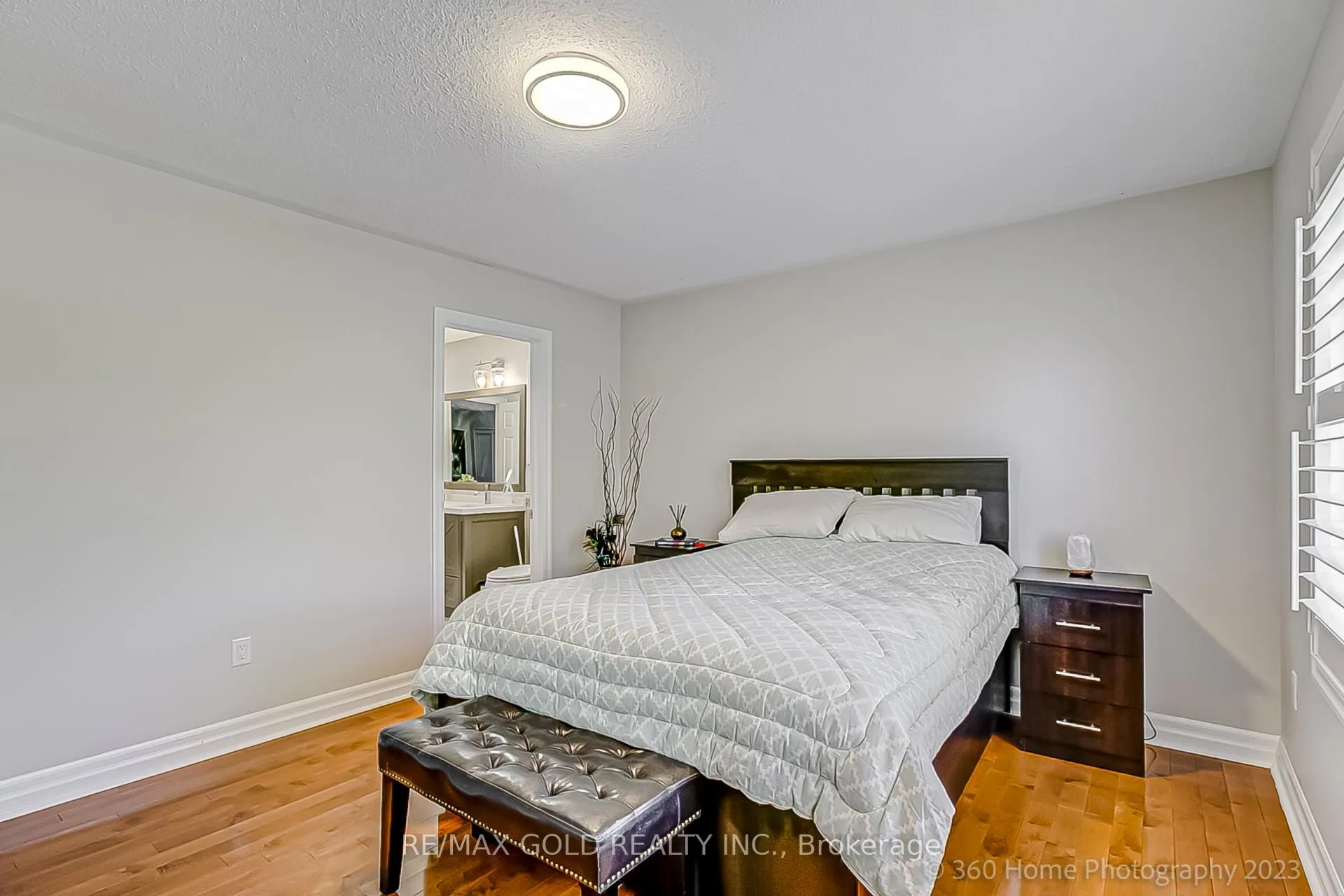 Photo 21 of 98 Treeline Boulevard, Brampton, Vales of Castlemore — HOMEH
