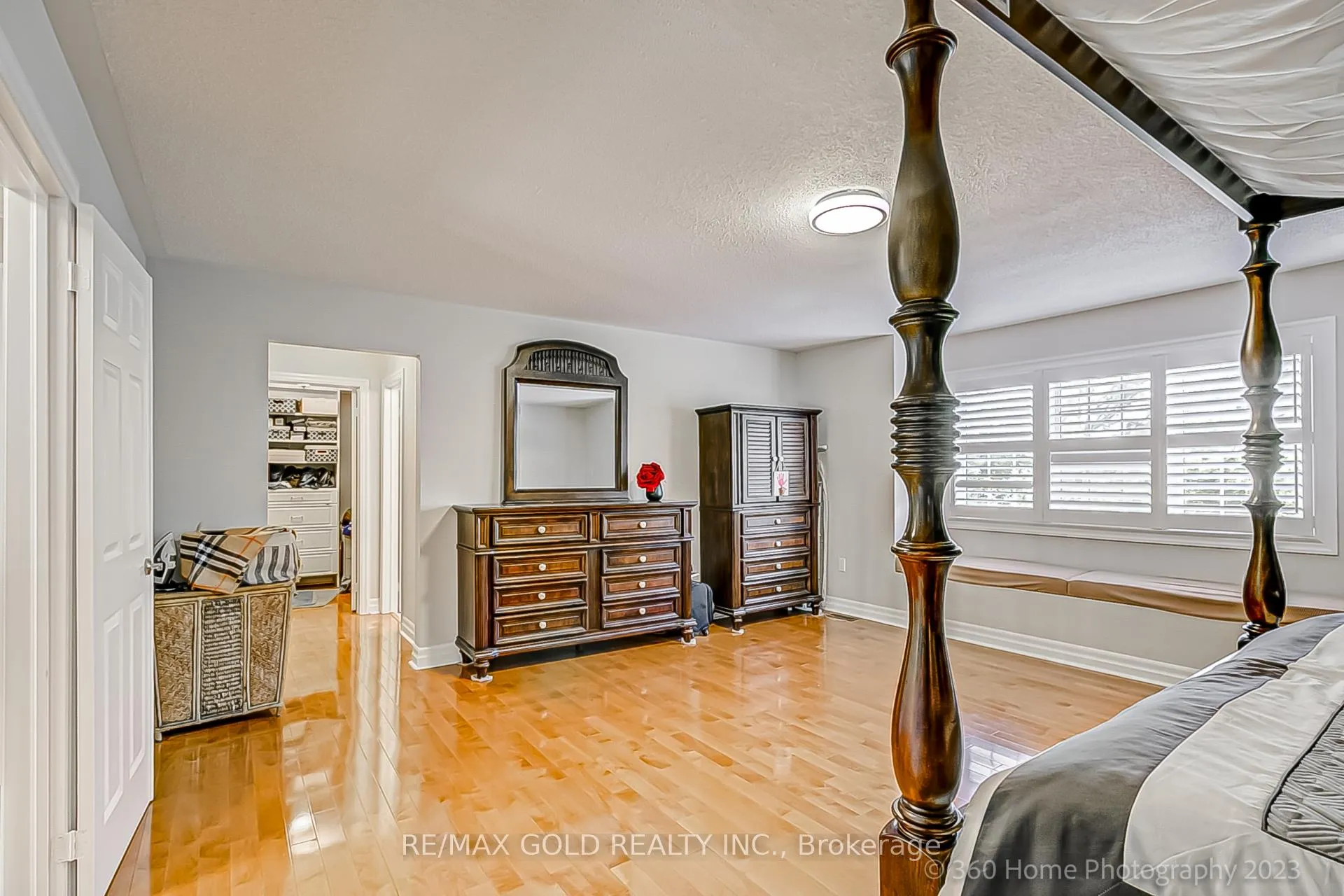 Photo 27 of 98 Treeline Boulevard, Brampton, Vales of Castlemore — HOMEH