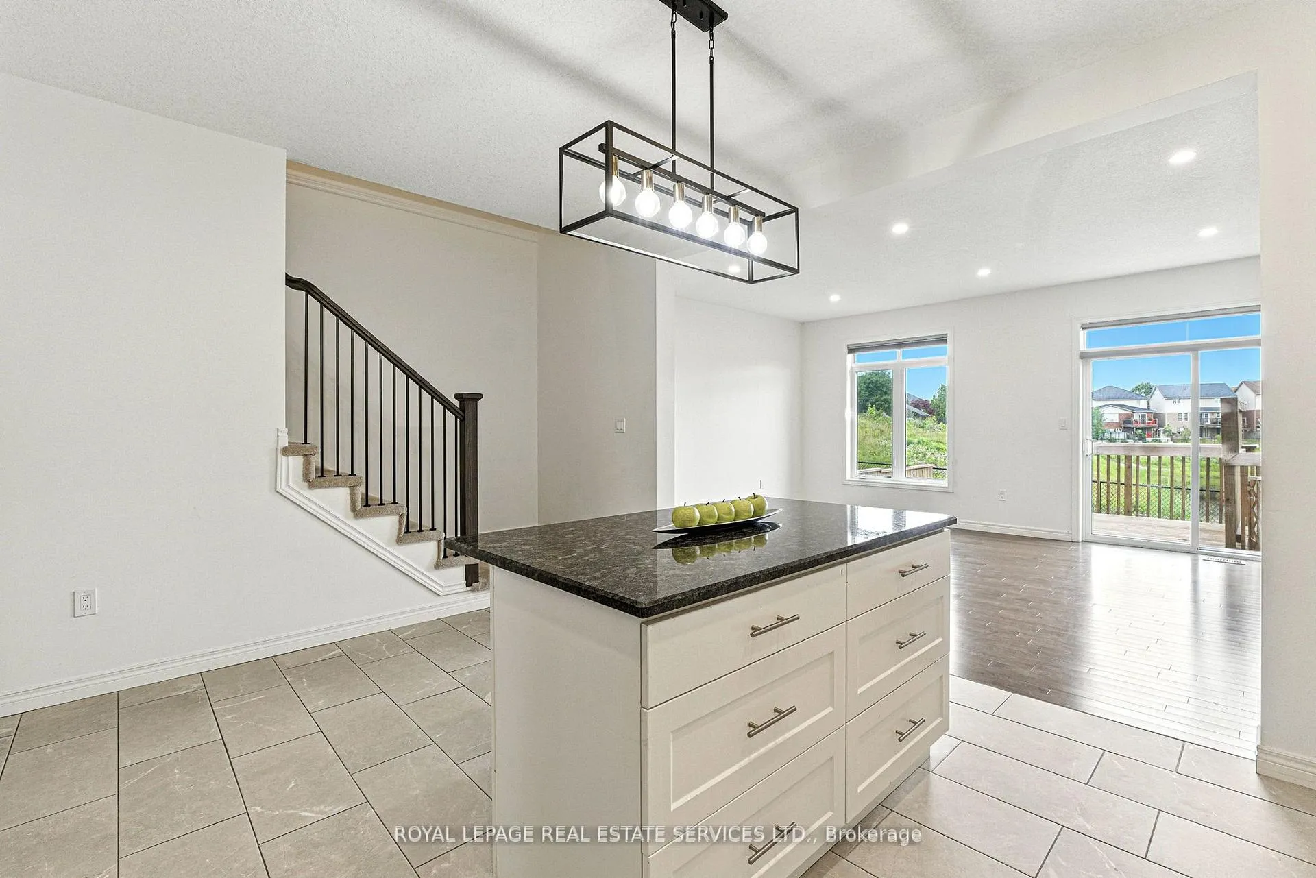 Photo 13 of Unit 8, 22 Marshall Drive, Guelph, Grange Road — HOMEH