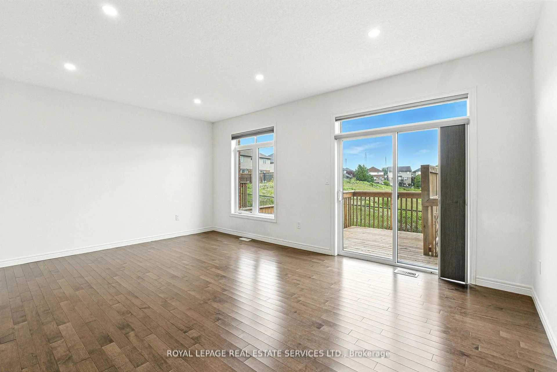 Photo 14 of Unit 8, 22 Marshall Drive, Guelph, Grange Road — HOMEH