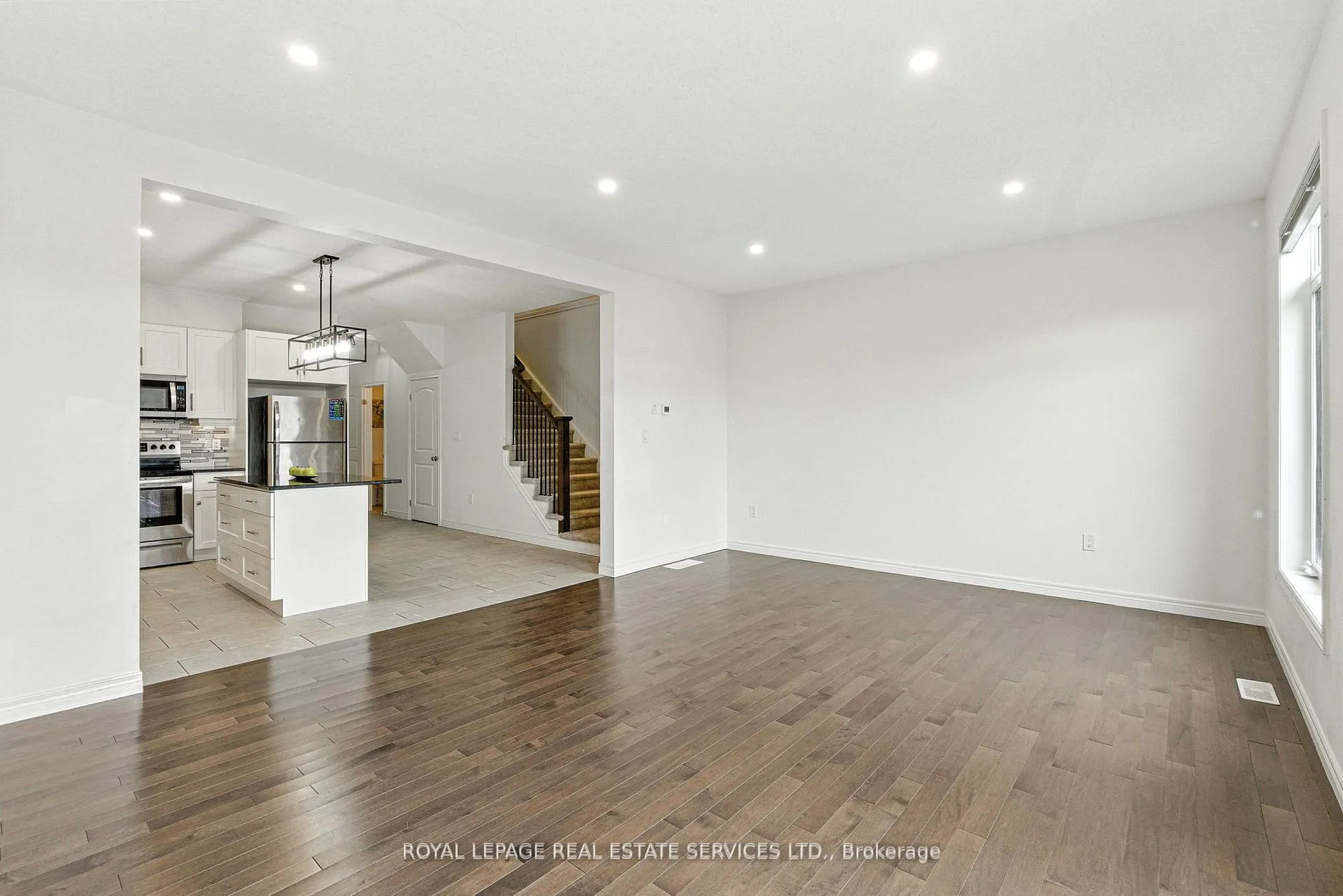 Photo 15 of Unit 8, 22 Marshall Drive, Guelph, Grange Road — HOMEH