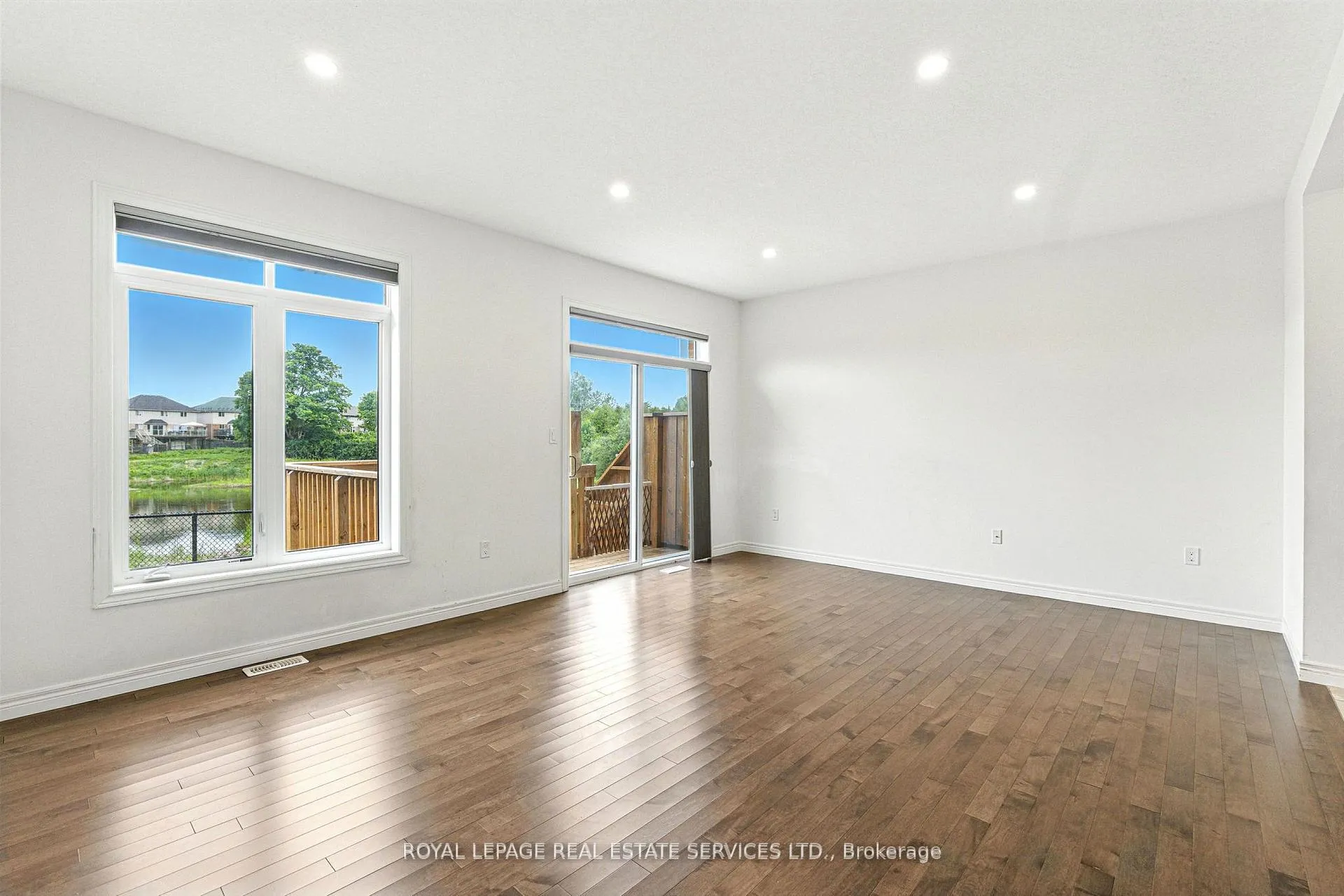 Photo 17 of Unit 8, 22 Marshall Drive, Guelph, Grange Road — HOMEH