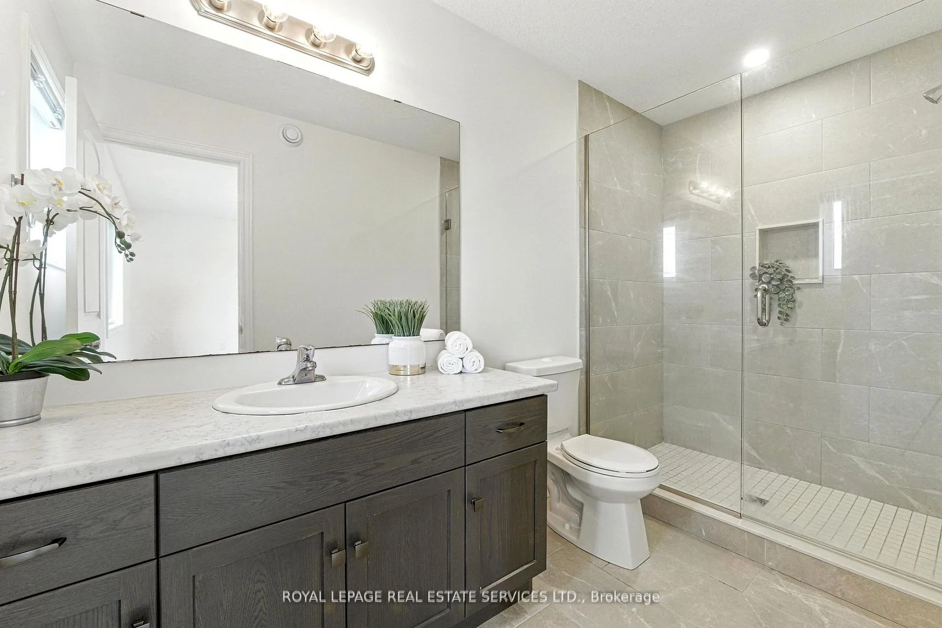 Photo 26 of Unit 8, 22 Marshall Drive, Guelph, Grange Road — HOMEH
