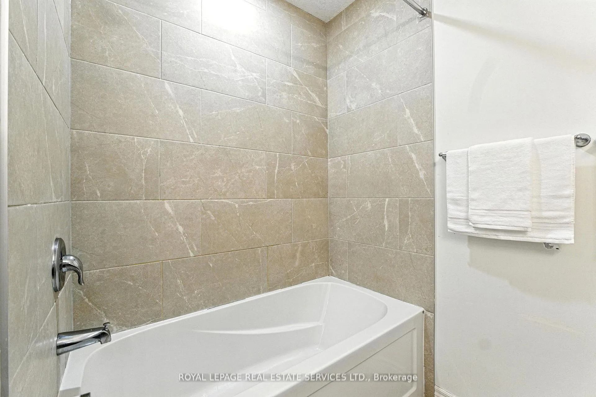 Photo 33 of Unit 8, 22 Marshall Drive, Guelph, Grange Road — HOMEH