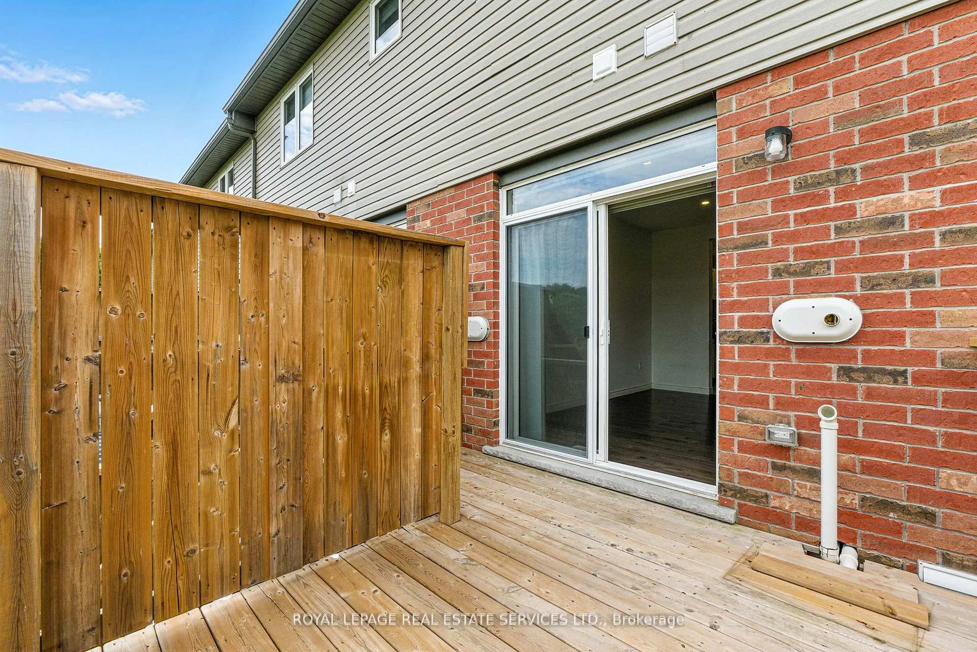 Photo 36 of Unit 8, 22 Marshall Drive, Guelph, Grange Road — HOMEH