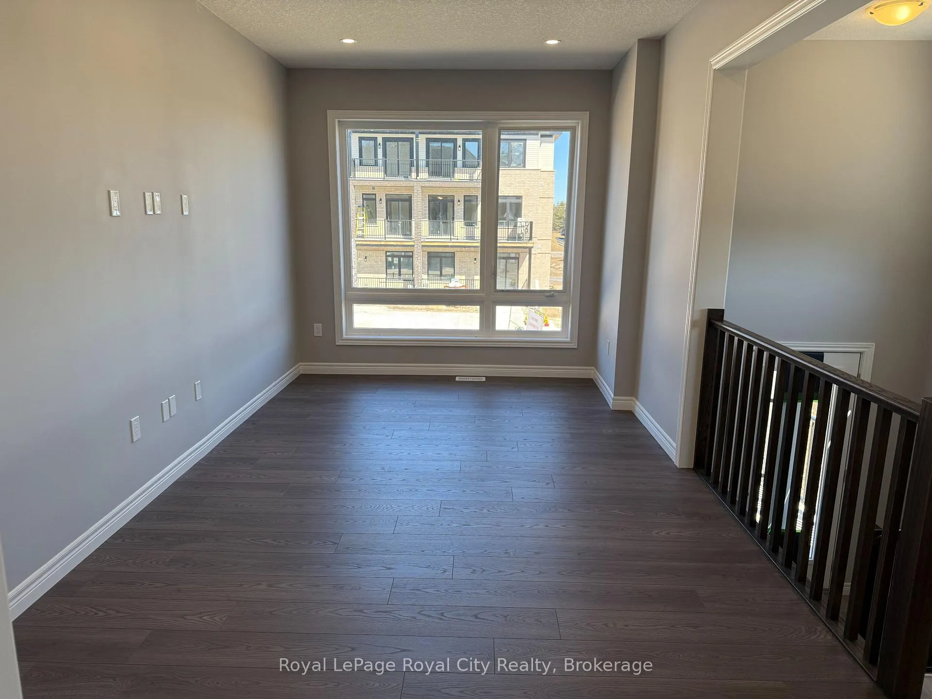 Photo 5 of 67 Arabella Drive, Guelph, Kortright East — HOMEH