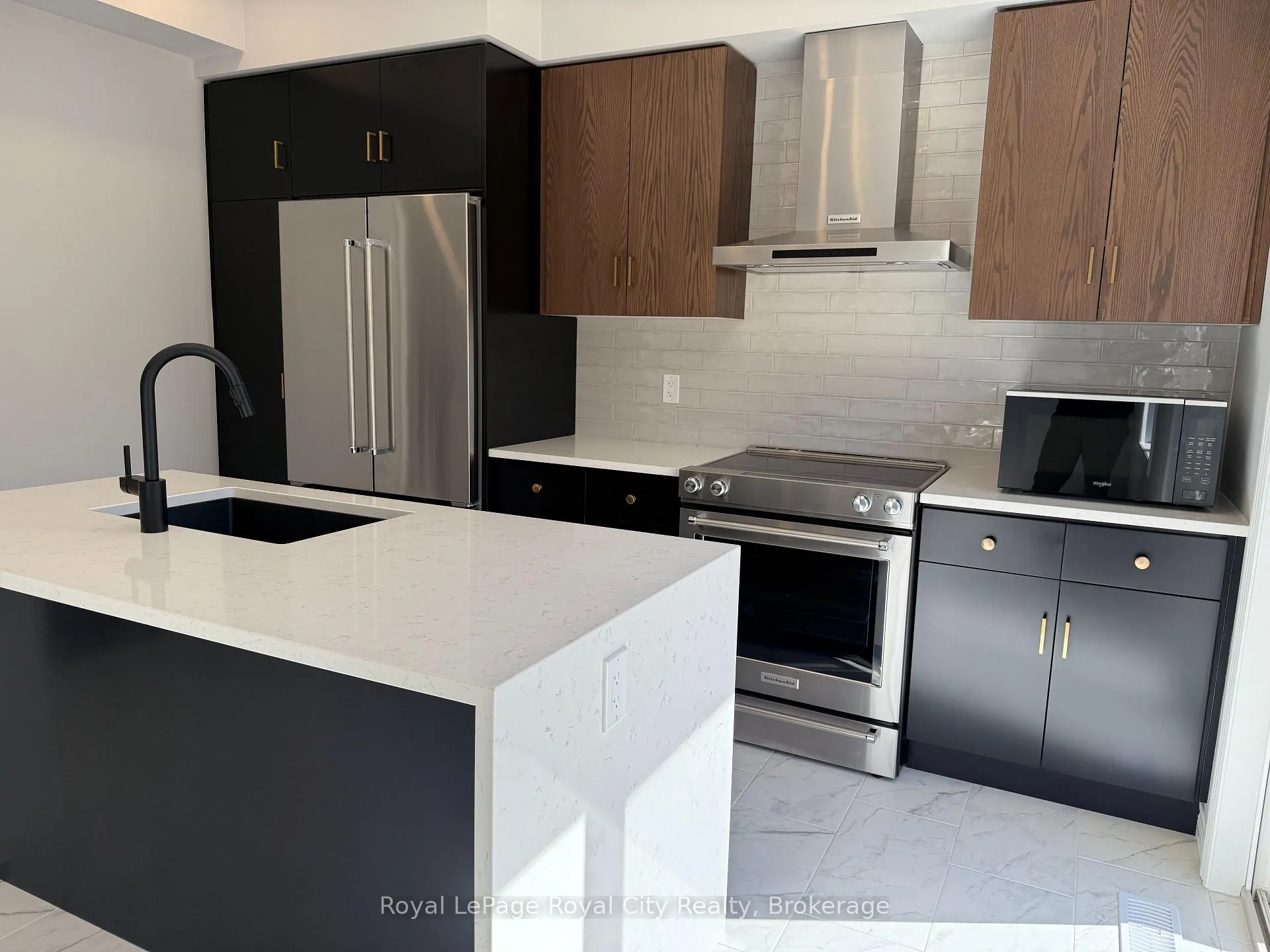 Photo 10 of 67 Arabella Drive, Guelph, Kortright East — HOMEH