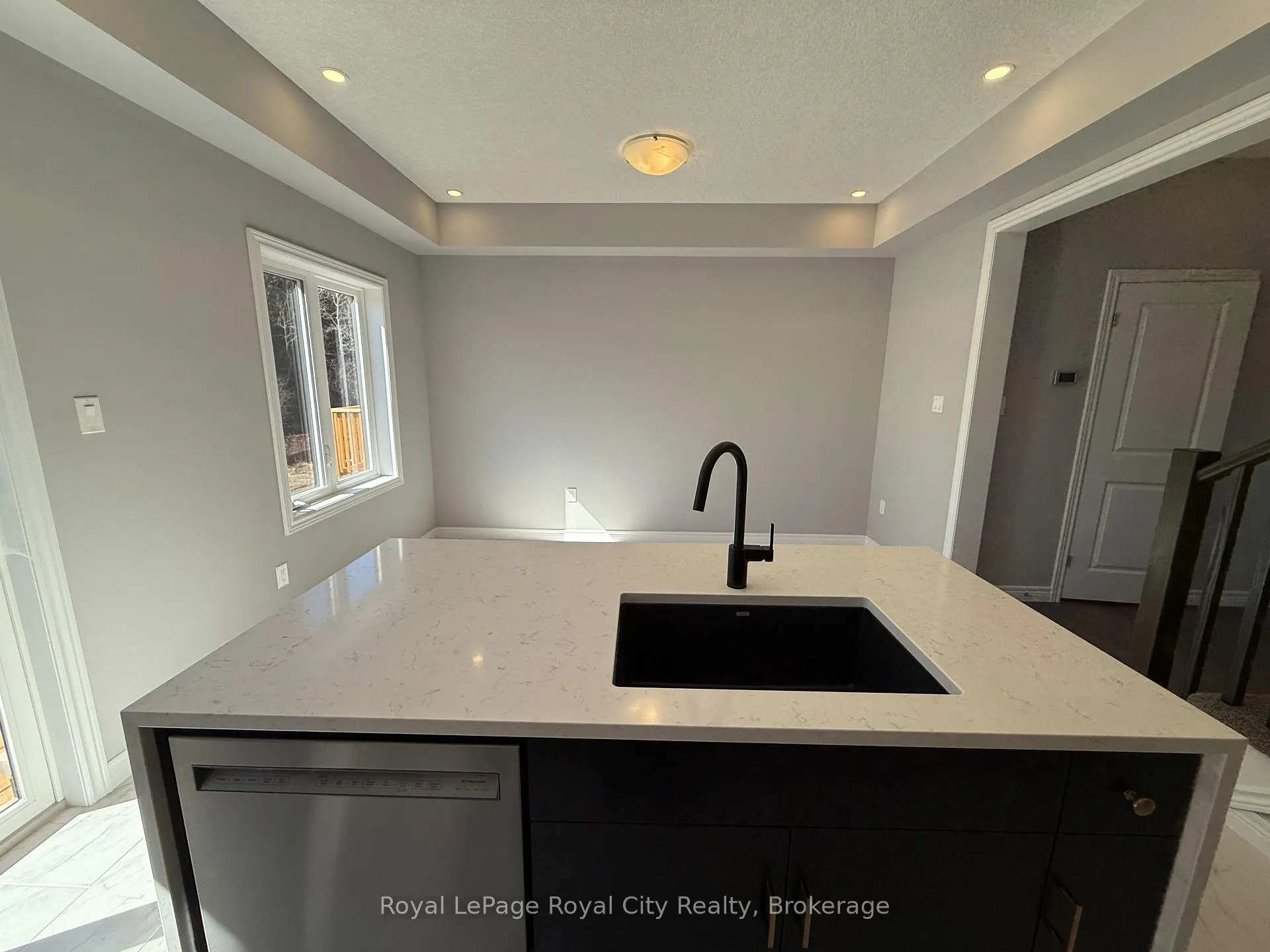 Photo 11 of 67 Arabella Drive, Guelph, Kortright East — HOMEH
