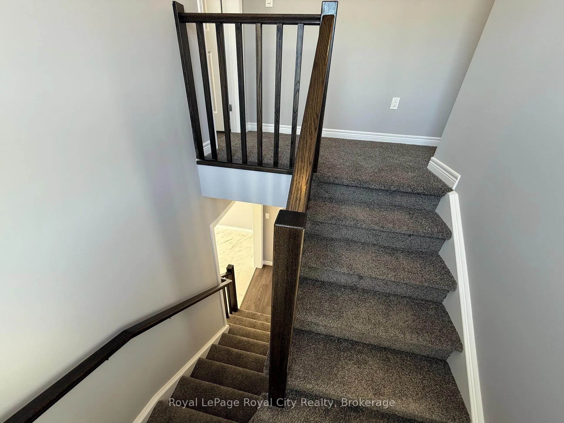 Photo 14 of 67 Arabella Drive, Guelph, Kortright East — HOMEH