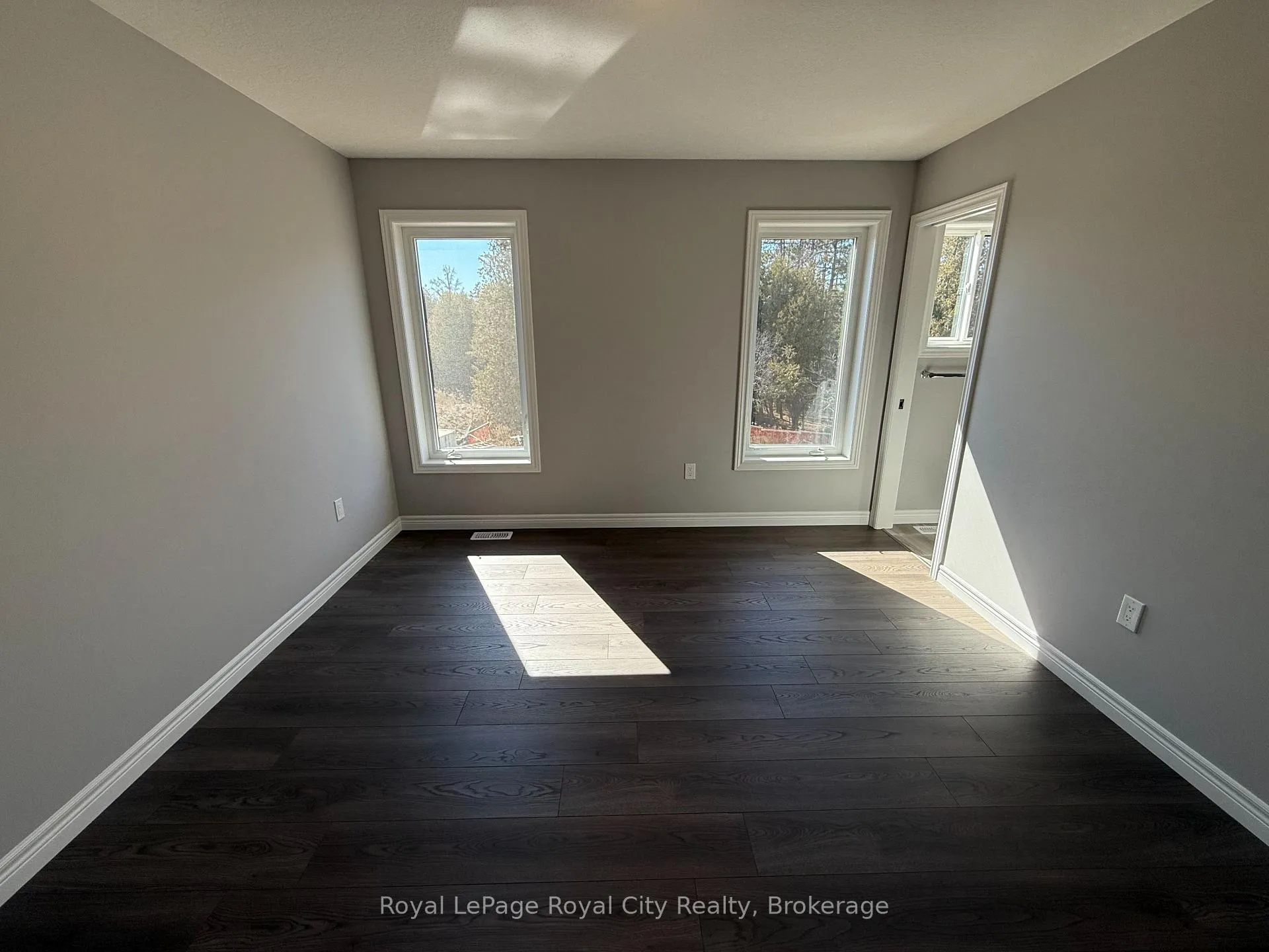 Photo 15 of 67 Arabella Drive, Guelph, Kortright East — HOMEH