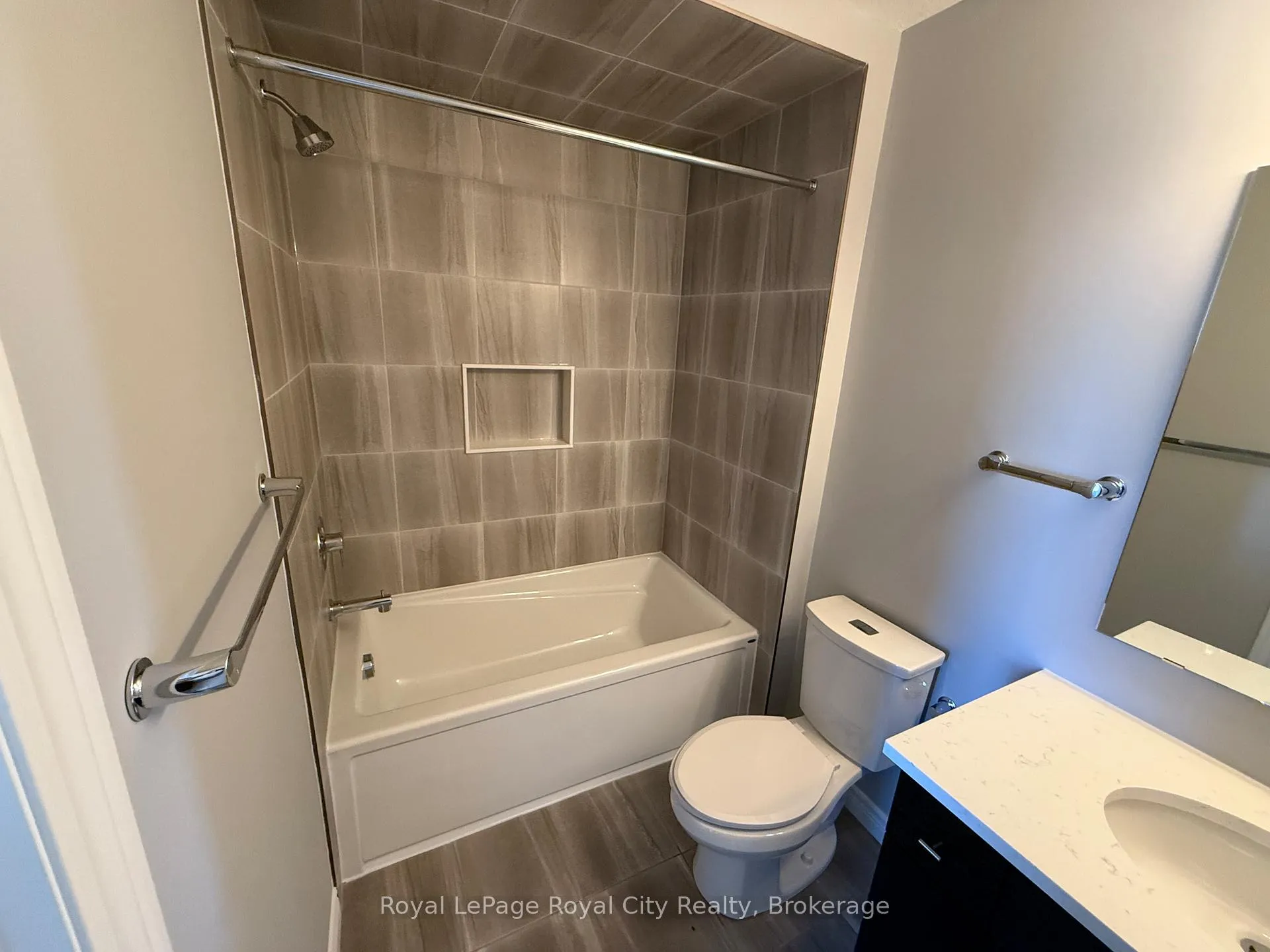 Photo 24 of 67 Arabella Drive, Guelph, Kortright East — HOMEH