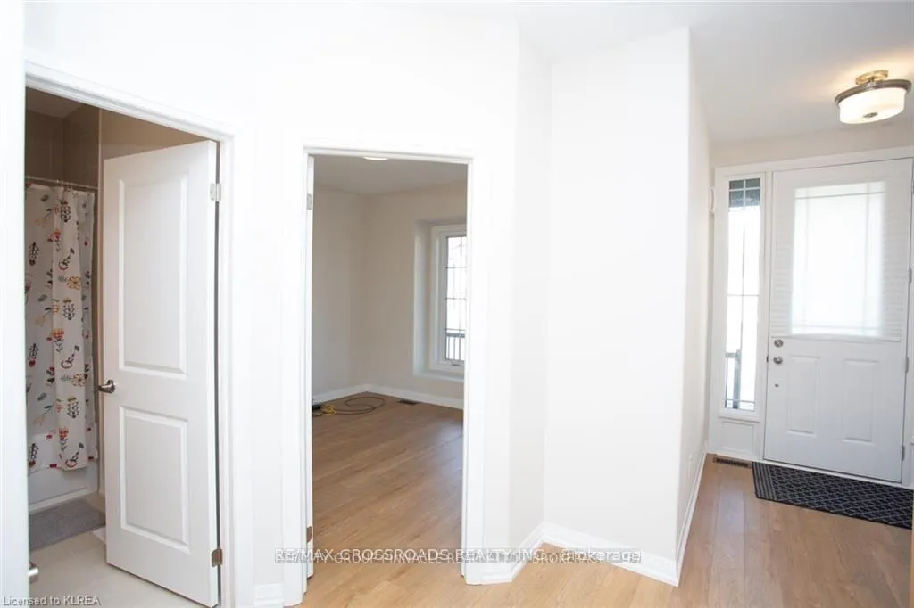 Photo 16 of 535 Macintosh Grove, Peterborough, Northcrest Ward 5 — HOMEH