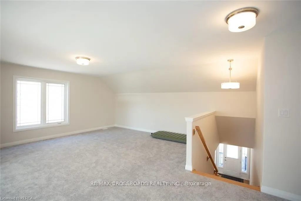 Photo 22 of 535 Macintosh Grove, Peterborough, Northcrest Ward 5 — HOMEH