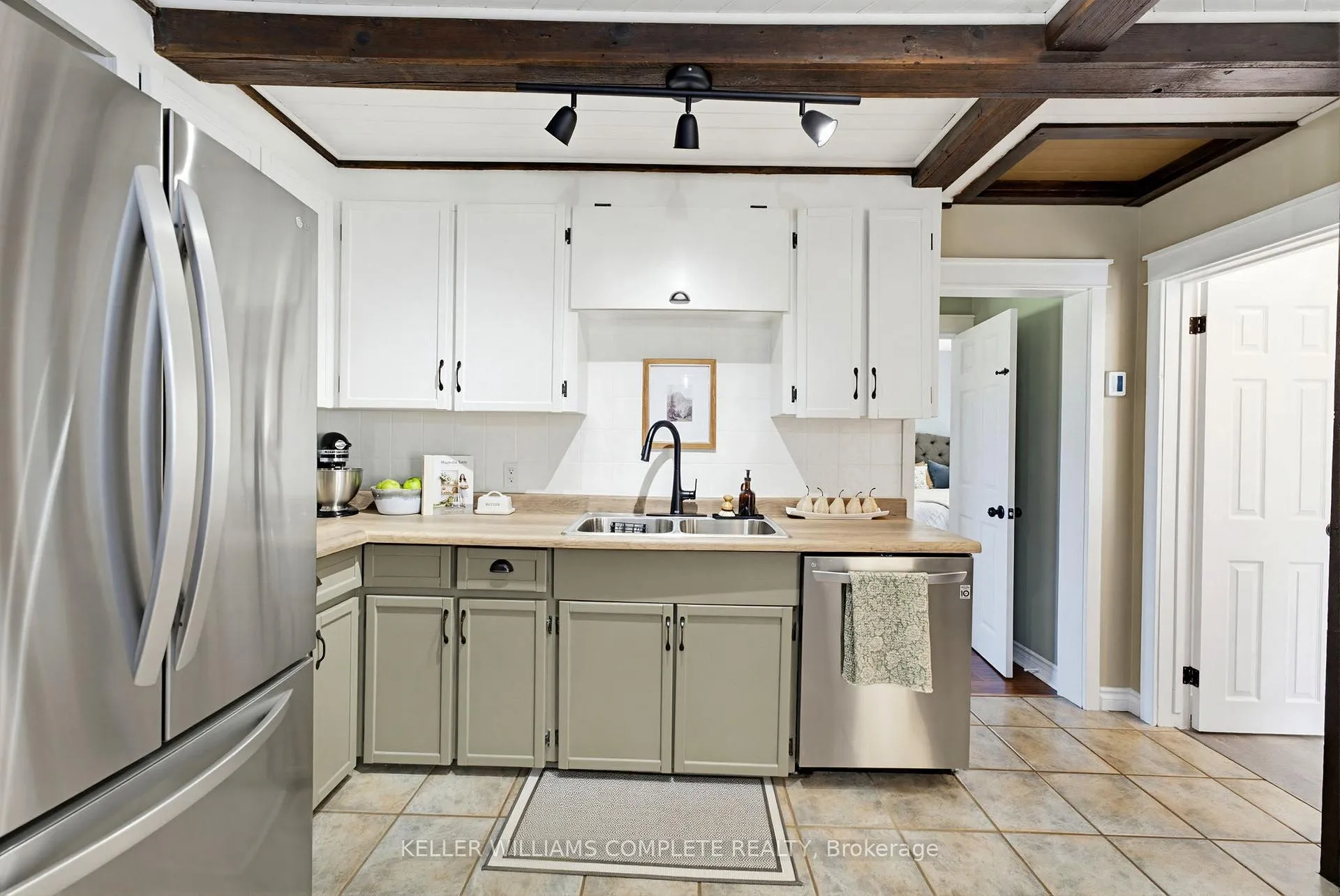 Photo 7 of 1810 Cream Street, Pelham, North Pelham — HOMEH