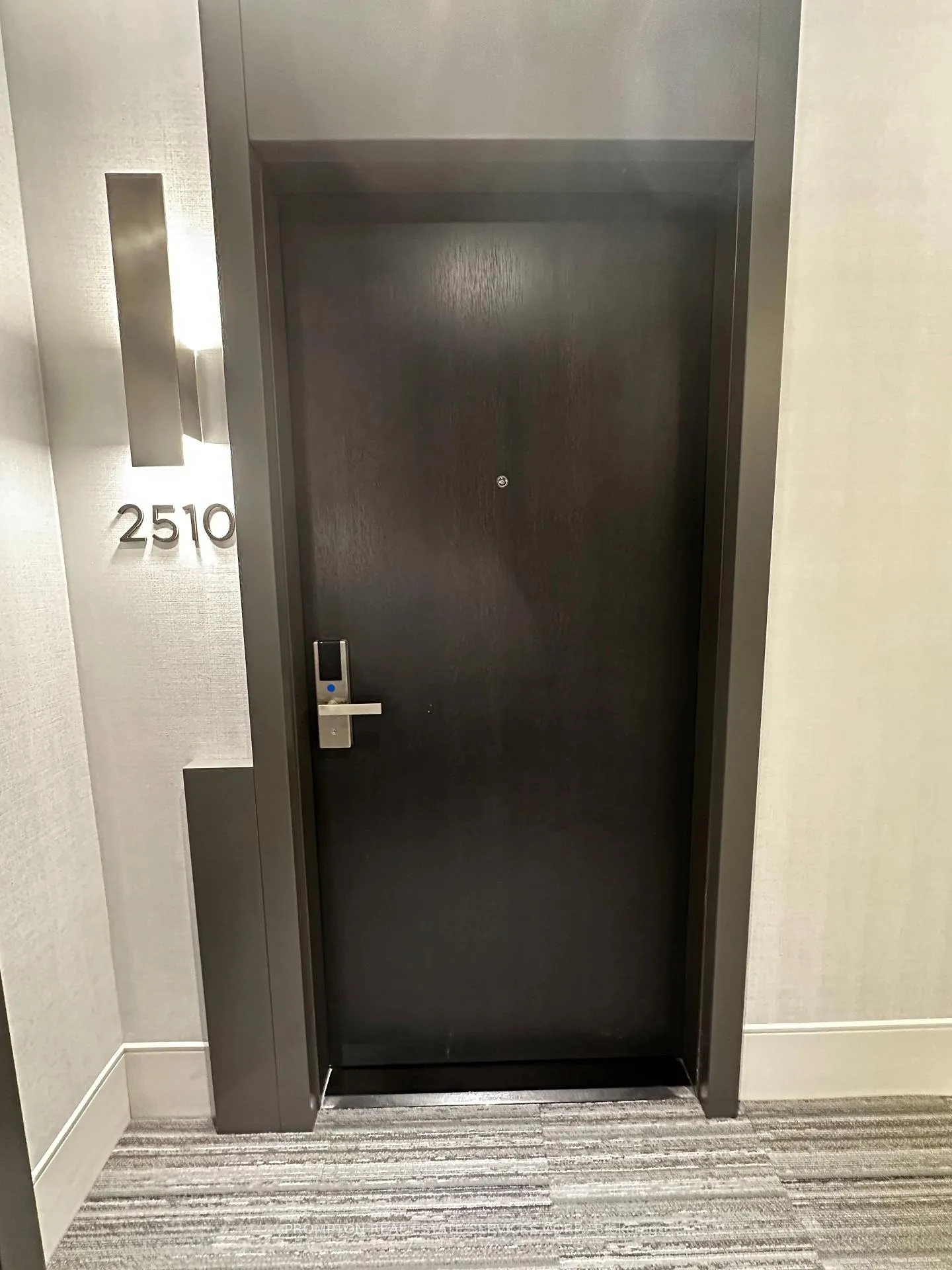 Photo 2 of Unit 2510, 8 Water Walk Drive, Markham, Unionville — HOMEH