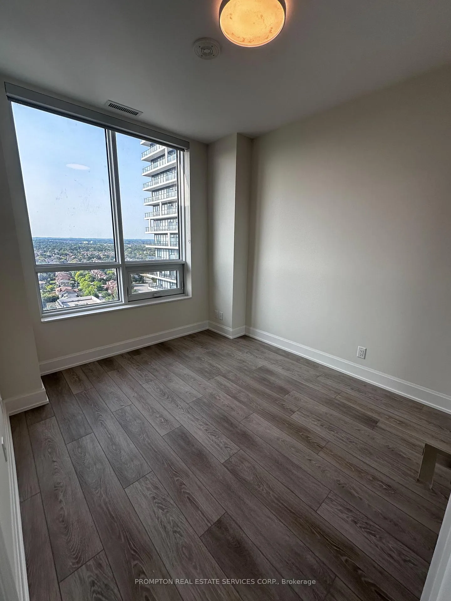 Photo 7 of Unit 2510, 8 Water Walk Drive, Markham, Unionville — HOMEH